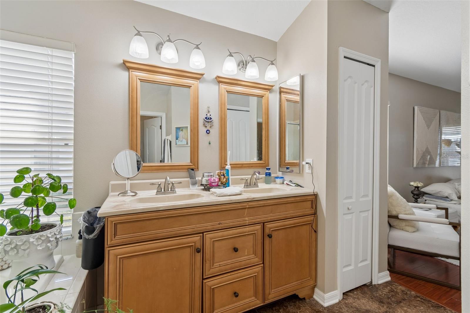 MEADOW POINTE III HOA - Residential