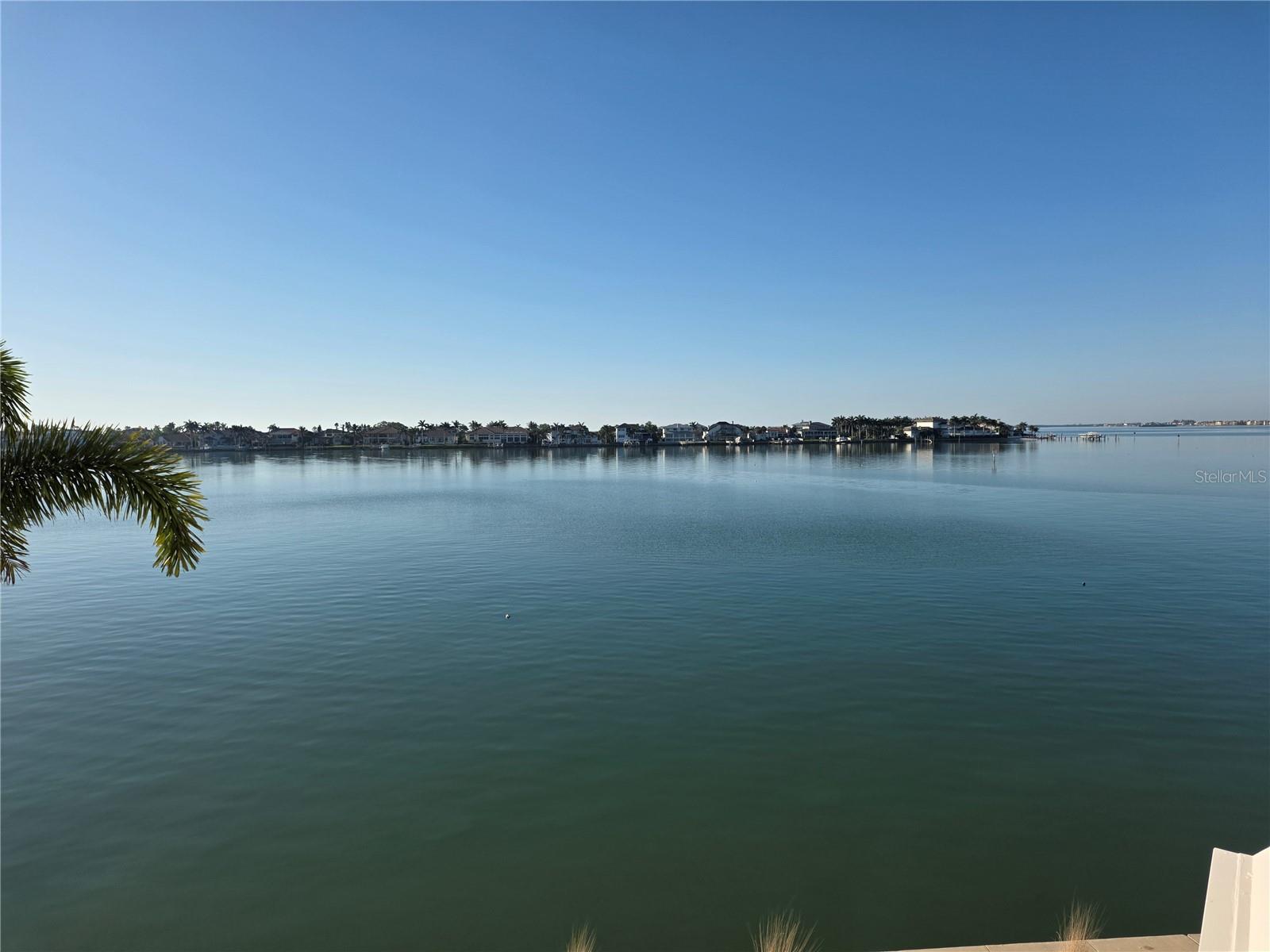 BAYWAY ISLES POINT BRITTANY THREE - Residential