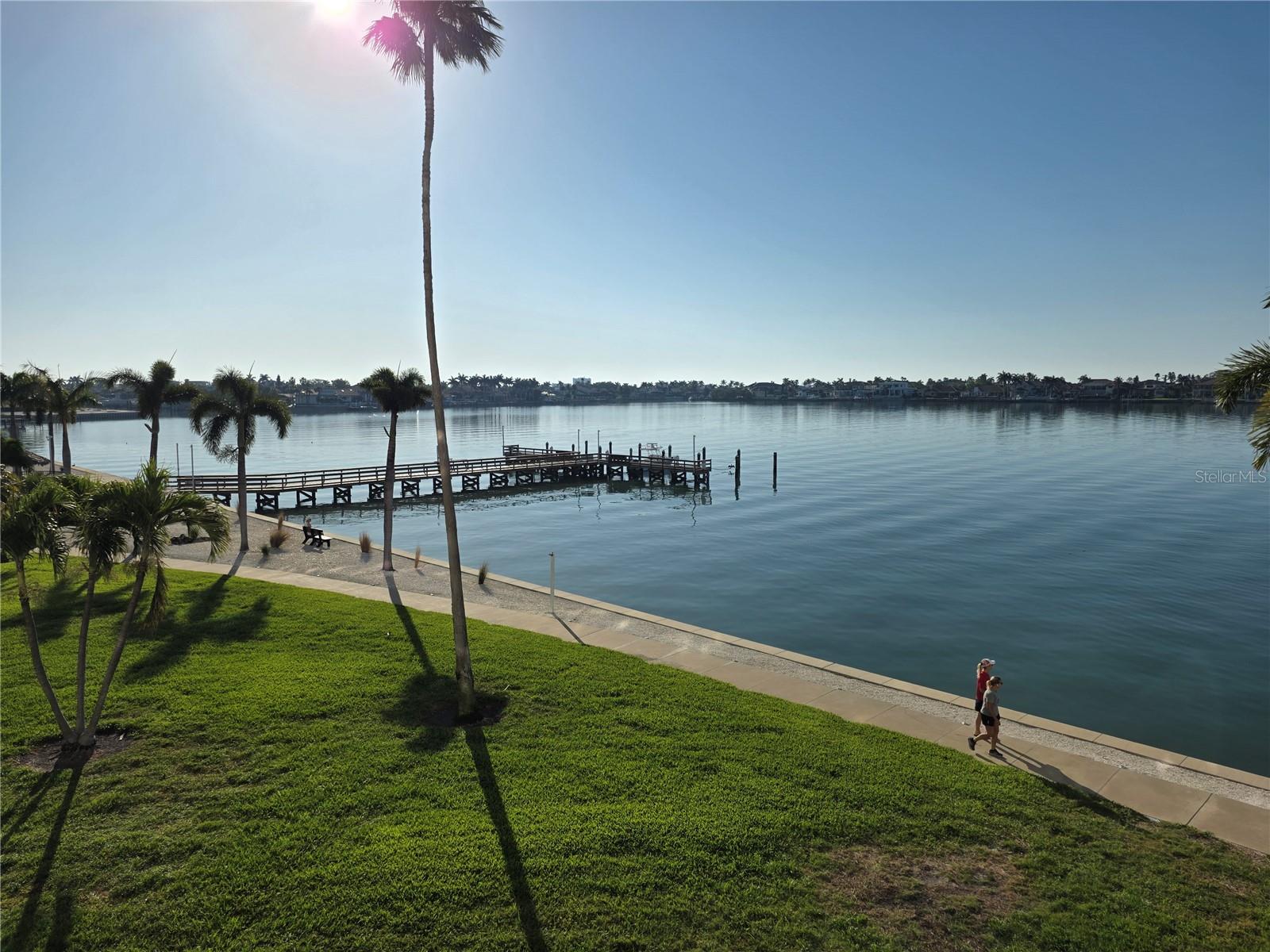 BAYWAY ISLES POINT BRITTANY THREE - Residential