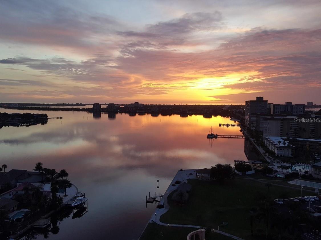 BAYWAY ISLES POINT BRITTANY THREE - Residential