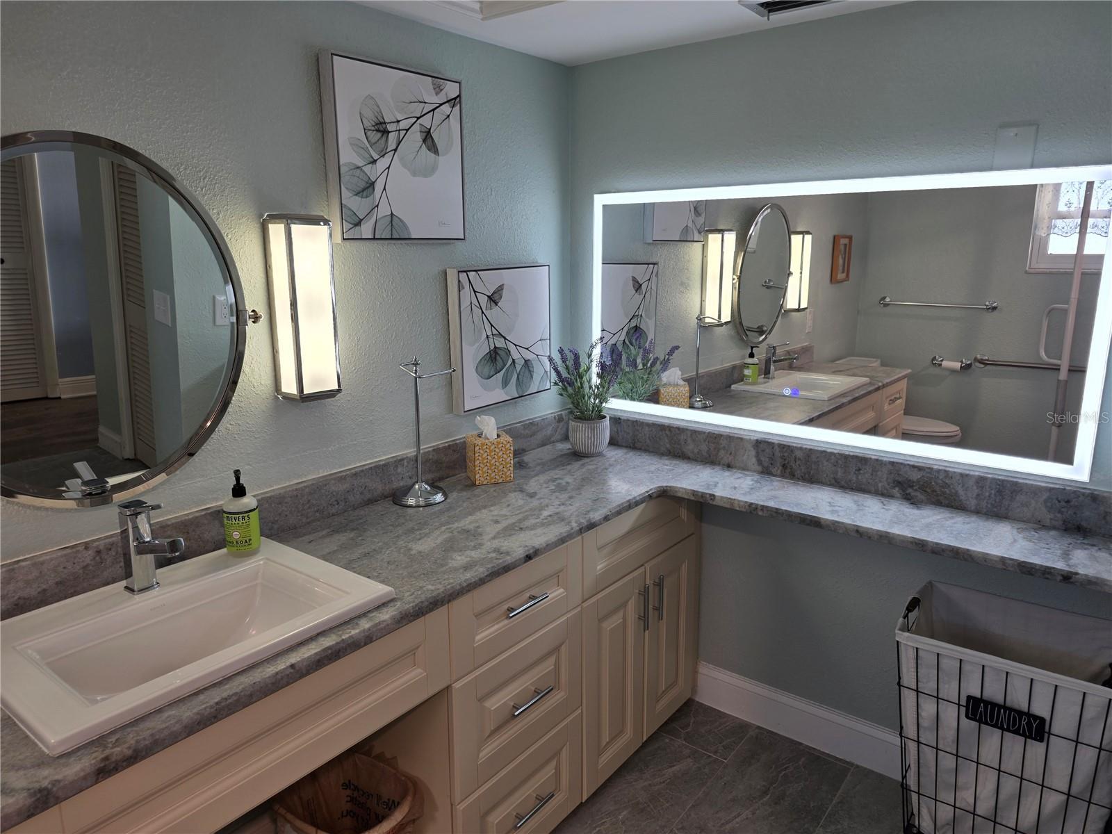 BAYWAY ISLES POINT BRITTANY THREE - Residential