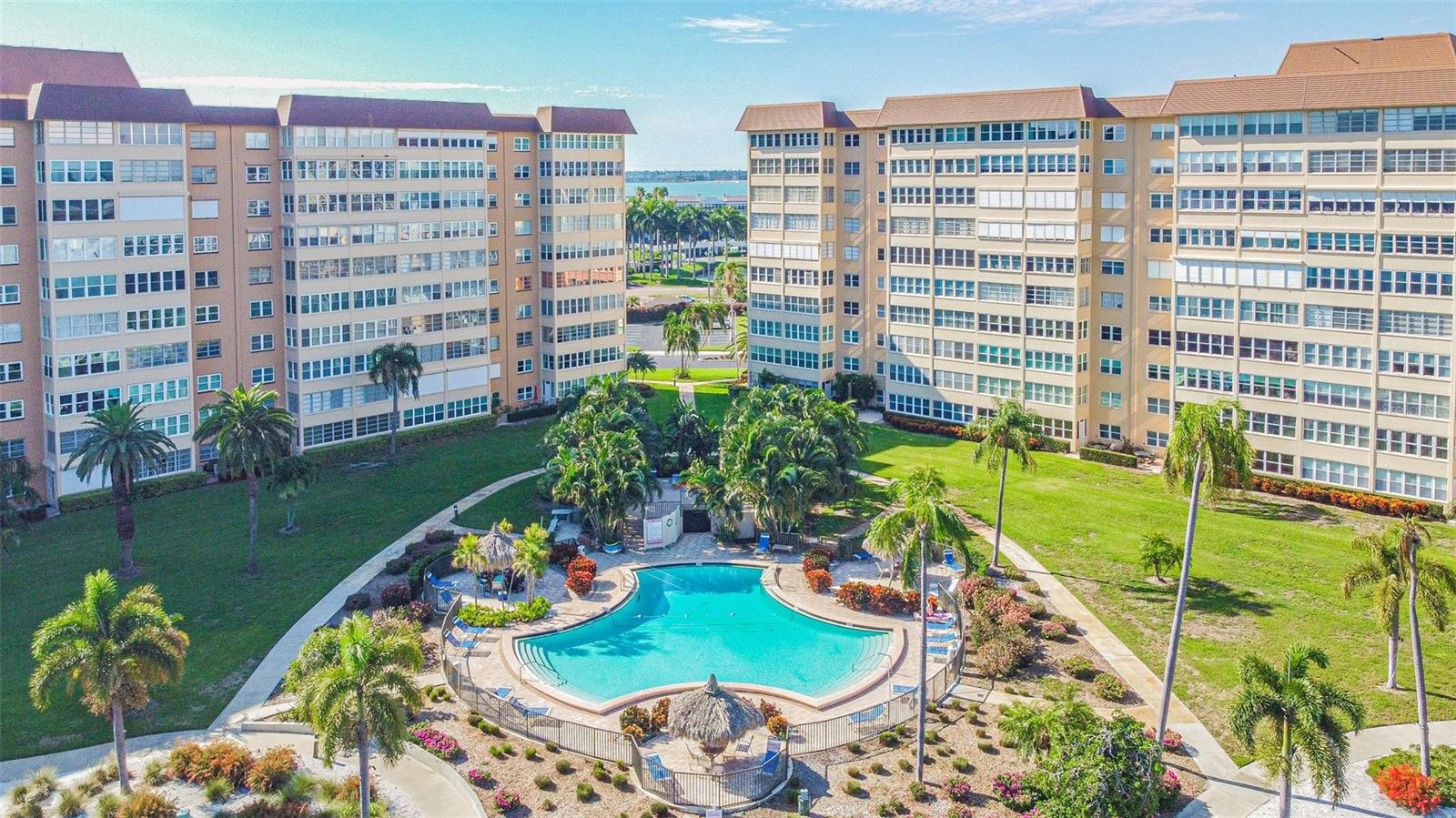 BAYWAY ISLES POINT BRITTANY THREE - Residential