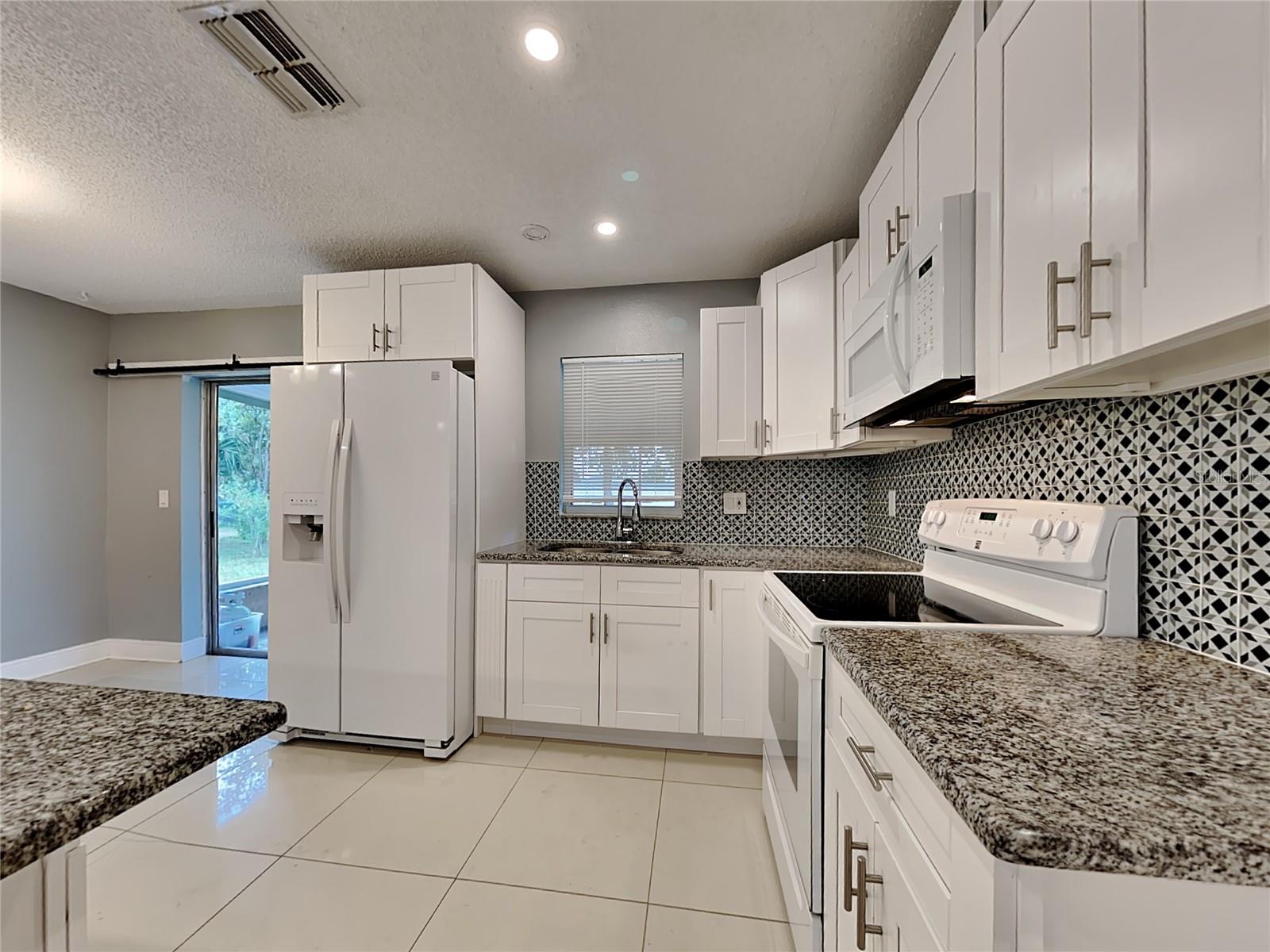 SPRING HILL - Residential Lease