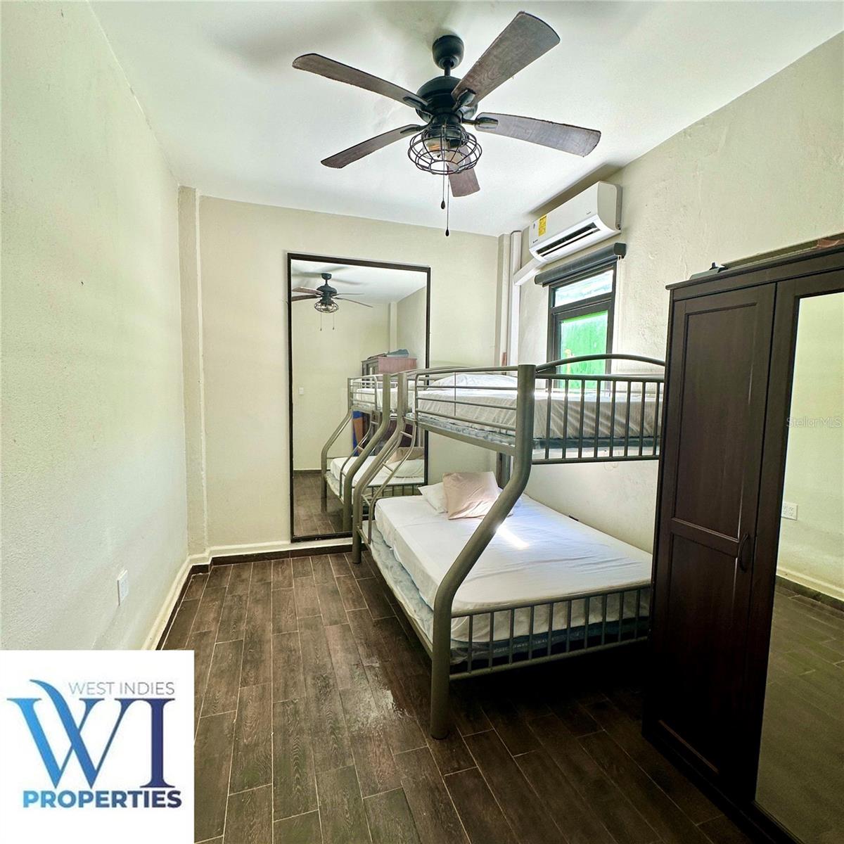 COND. FORTALEZA 351 - Residential