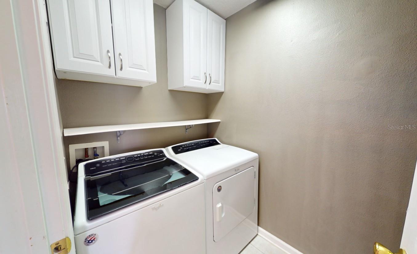 OXFORD CHASE - Residential