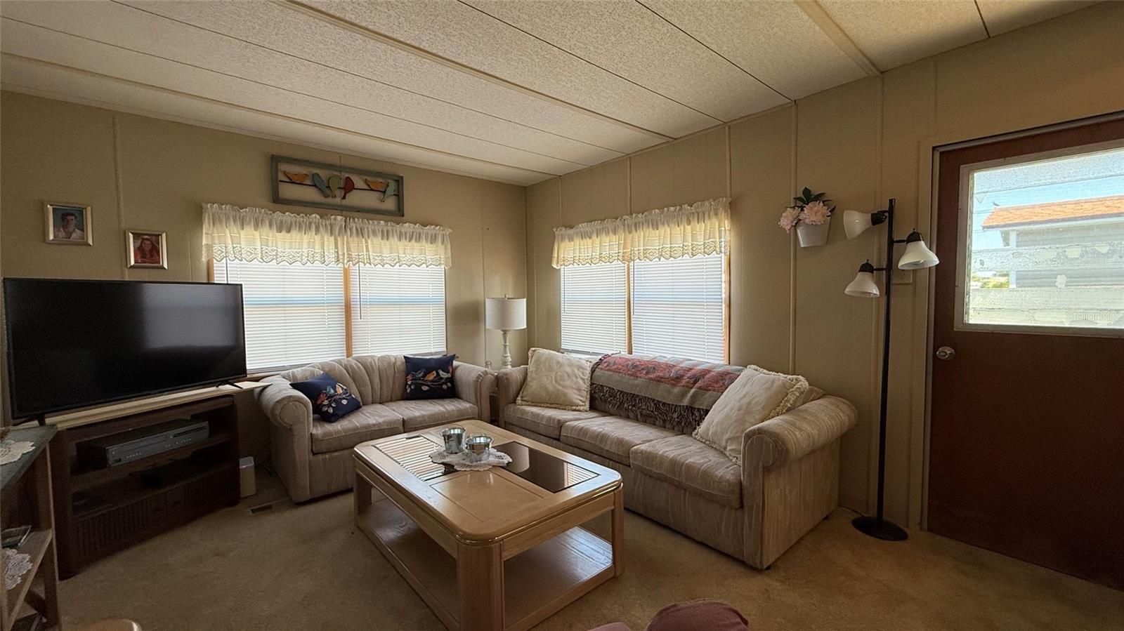 HOLIDAY PARK - Residential