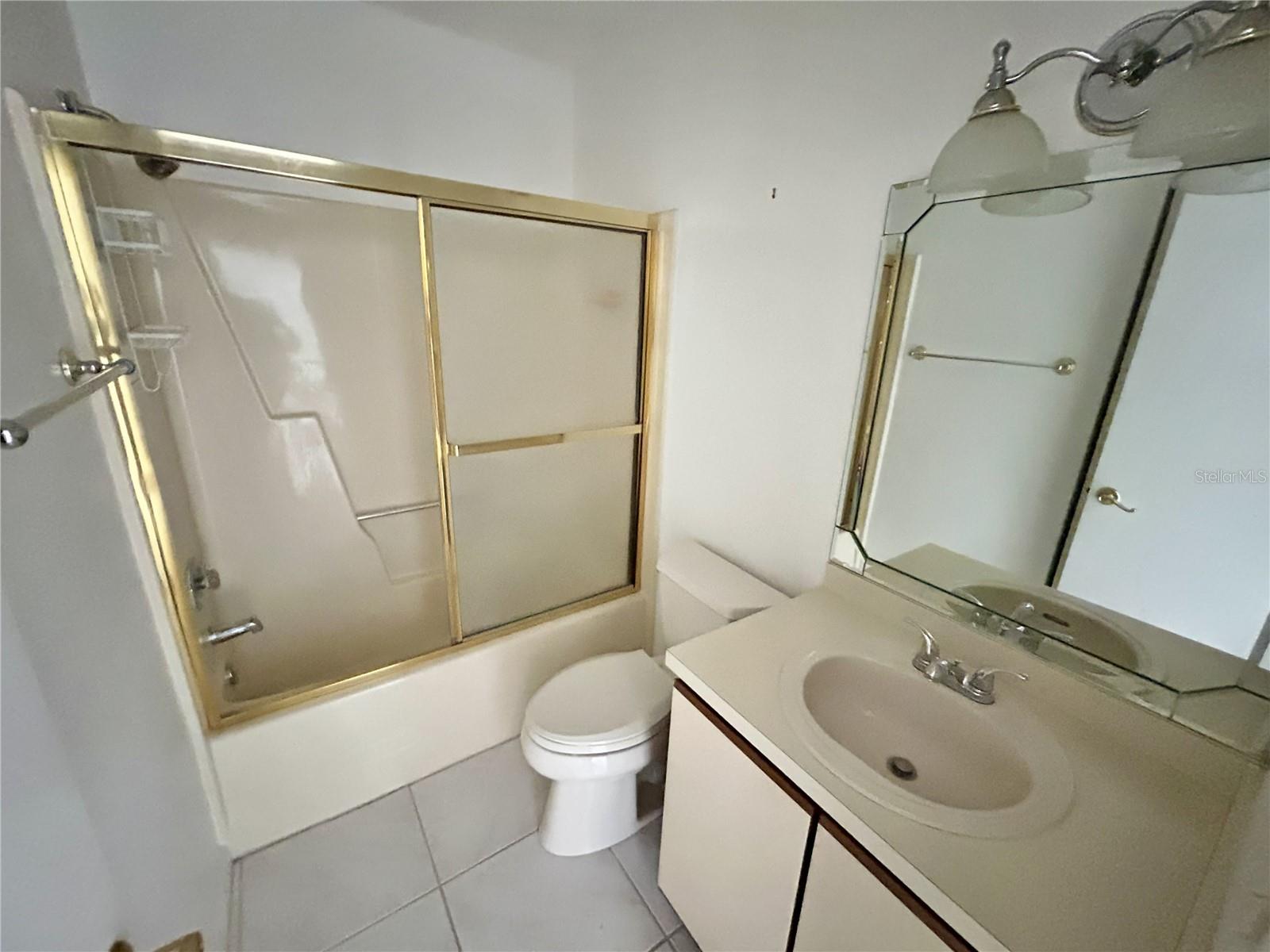 SUNNYBROOK CONDO 09 - Residential