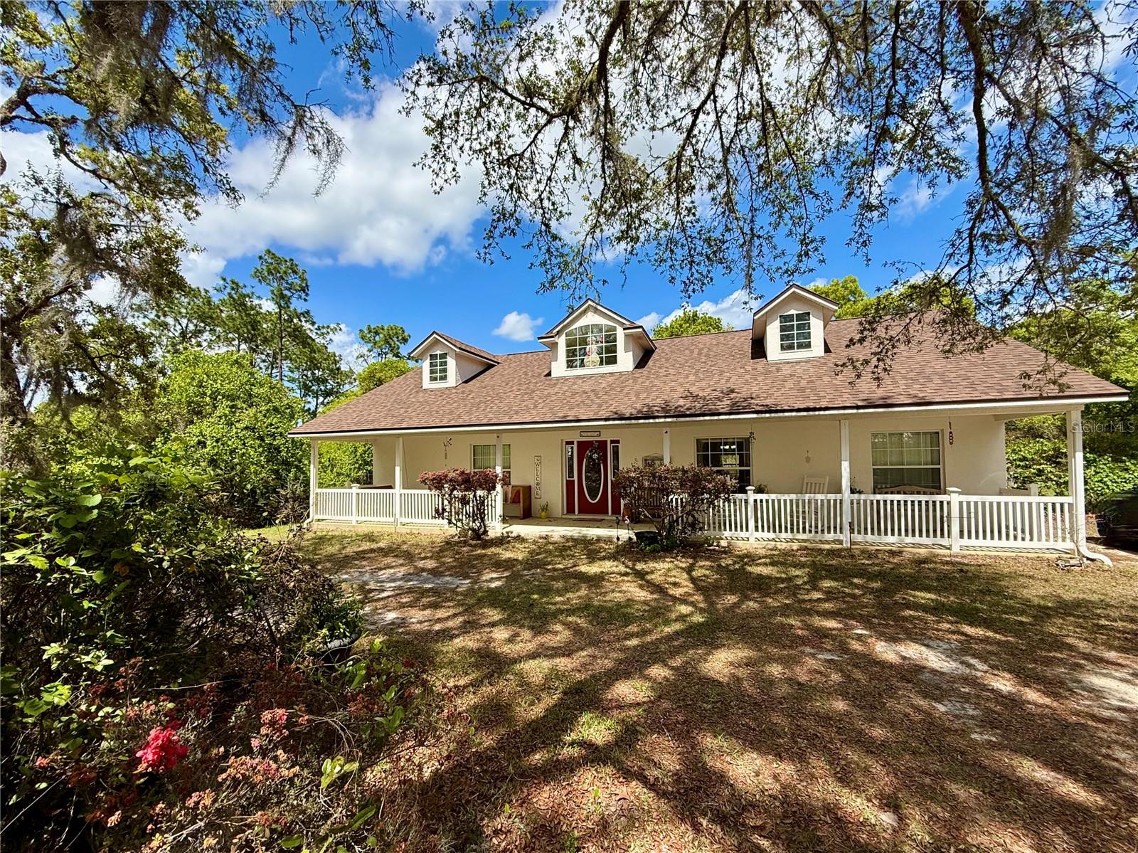 ROYAL TRAILS UNIT 01 - Residential