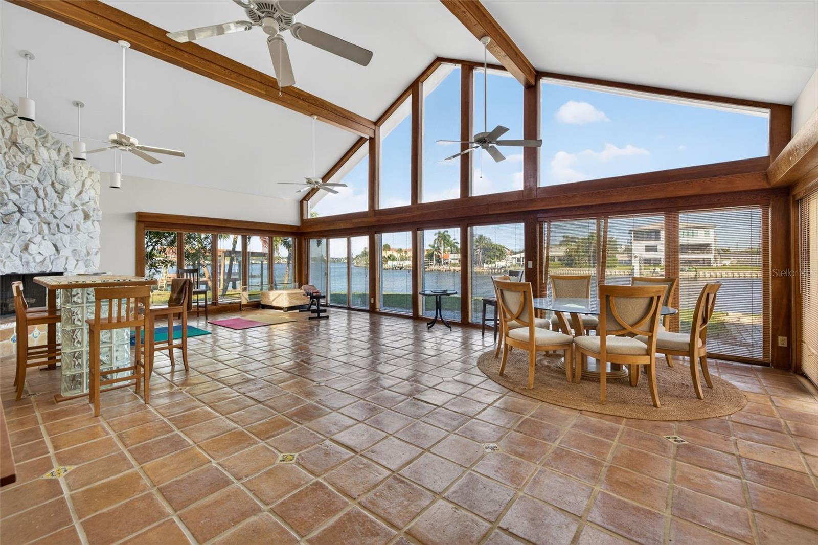 NORTH EAST PARK SHORES - Residential