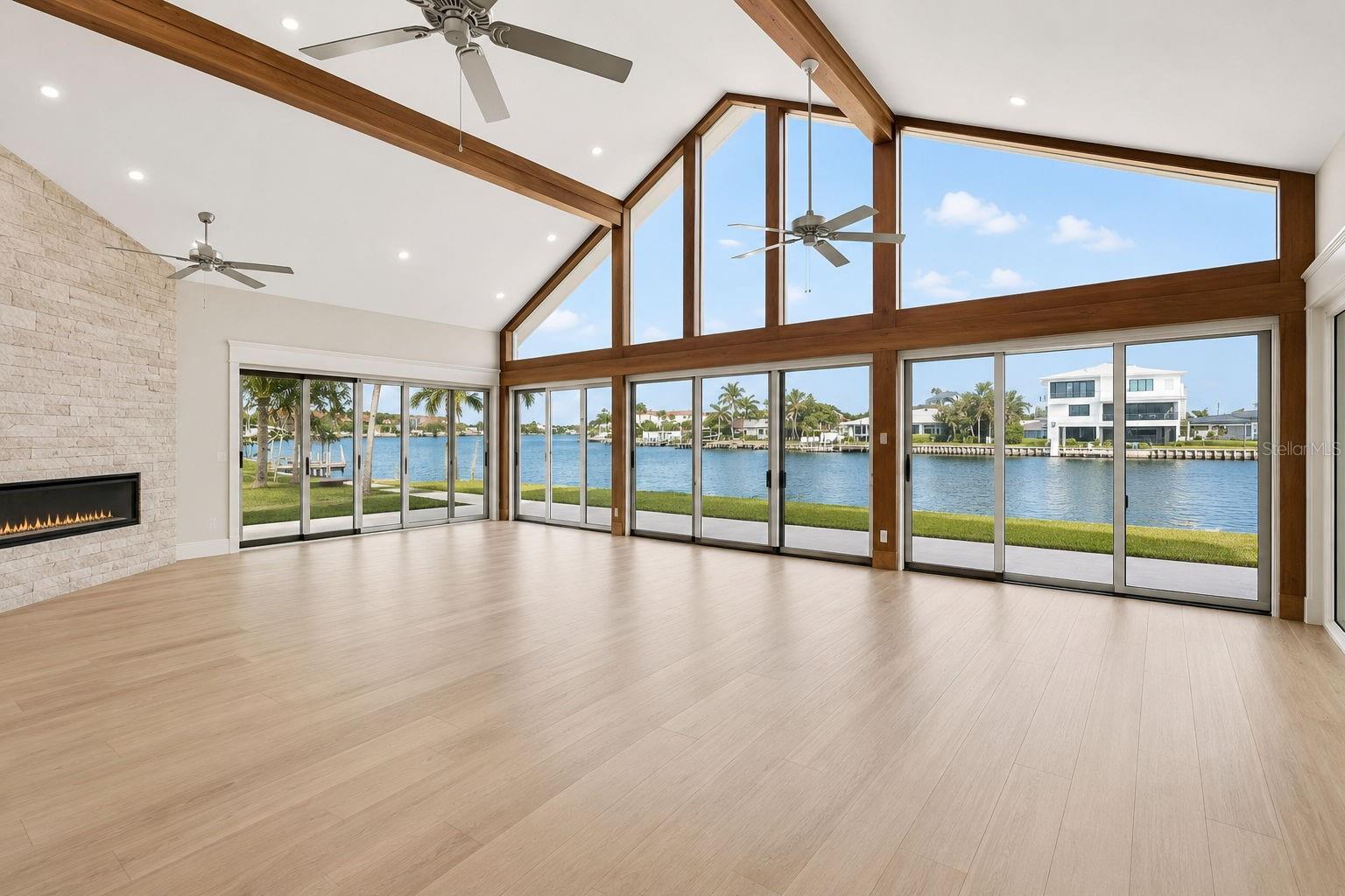 NORTH EAST PARK SHORES - Residential