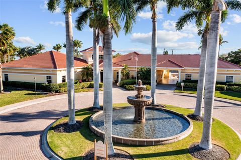 A home in PUNTA GORDA