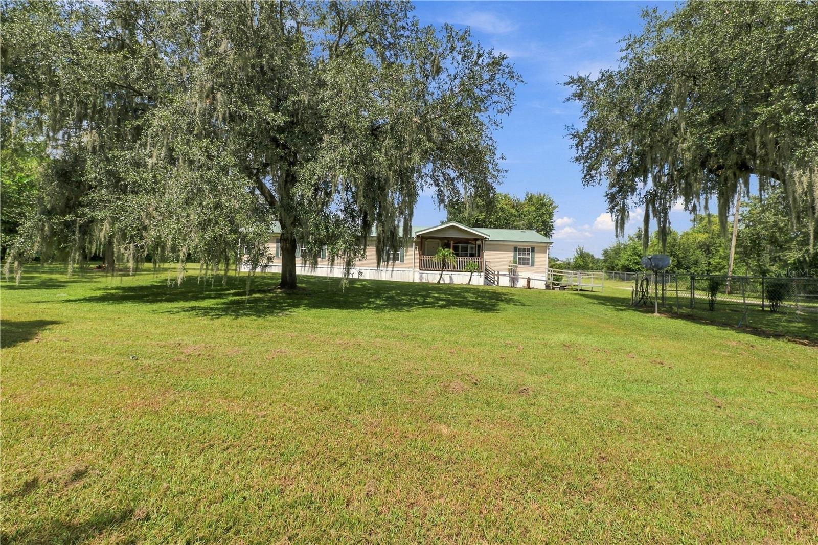 8611 COUNTY LINE ROAD, LITHIA, FL, 33547 3 8611 COUNTY LINE ROAD