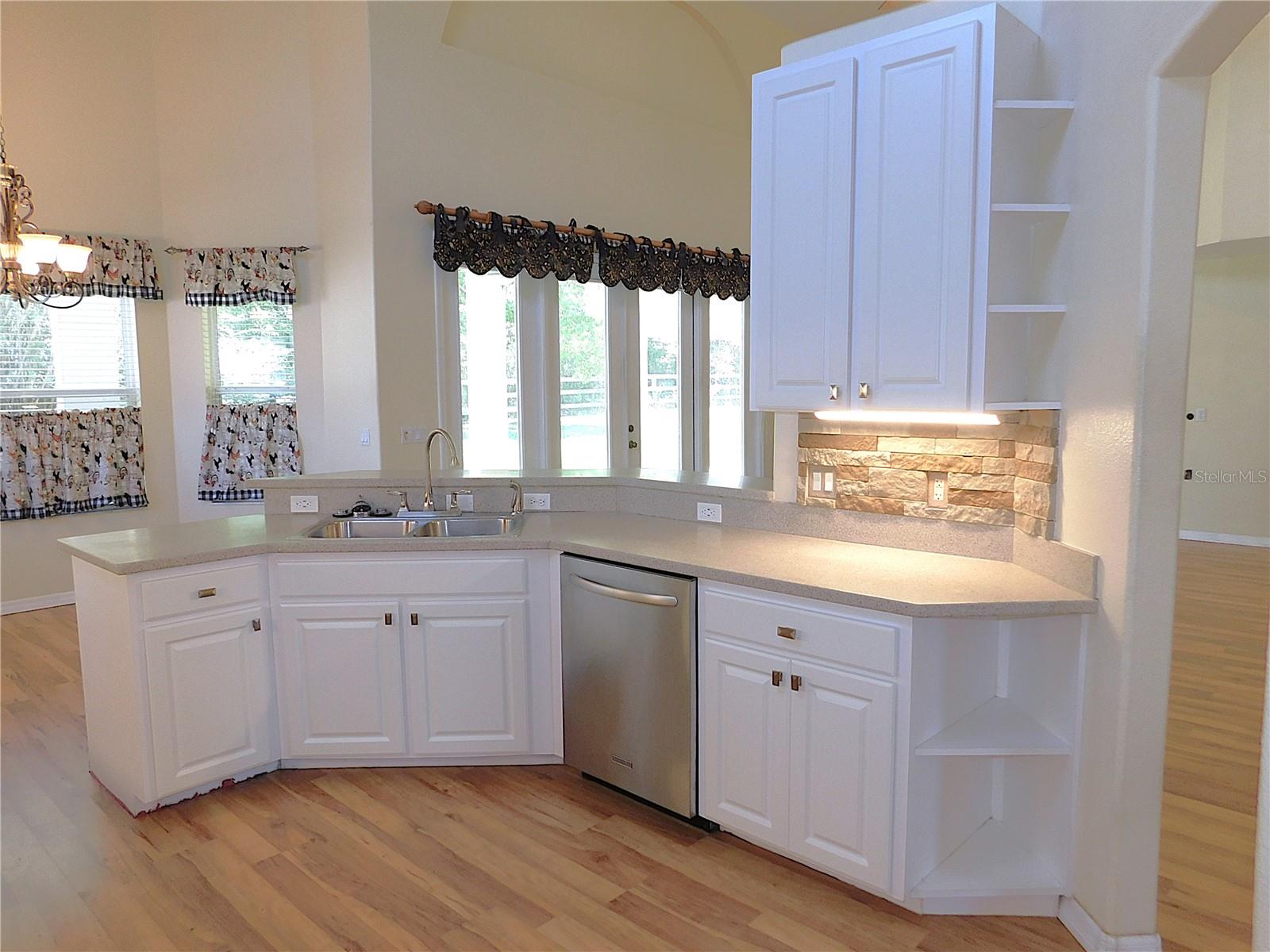 SUMMERTON - Residential