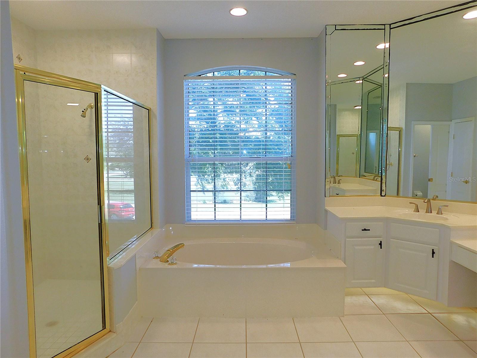 SUMMERTON - Residential