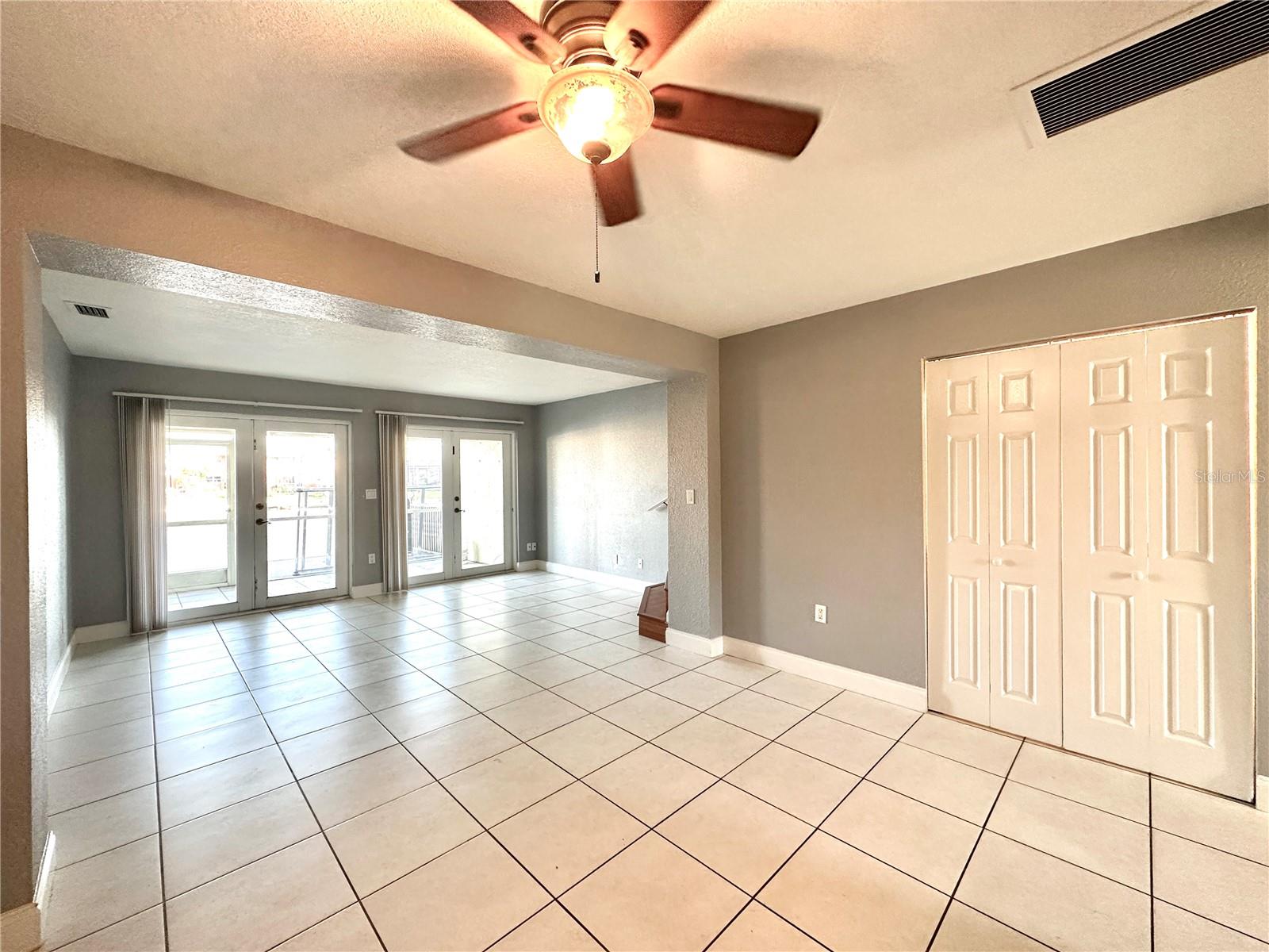 PUNTA GORDA ISLES SEC 07 - Residential Lease