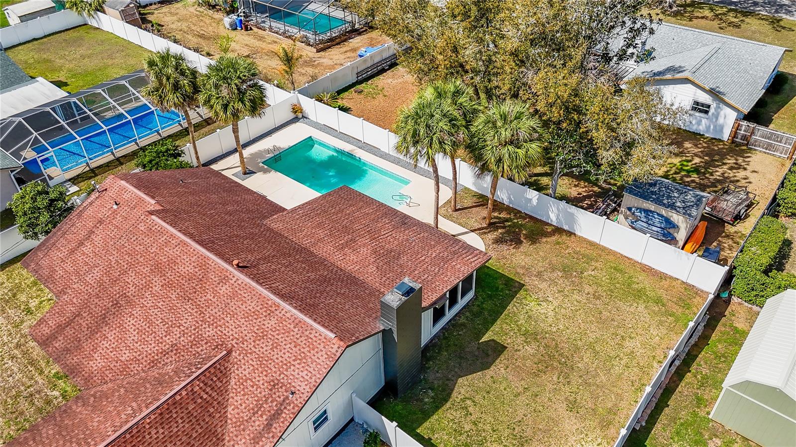 COUNTRY ESTATE - Residential