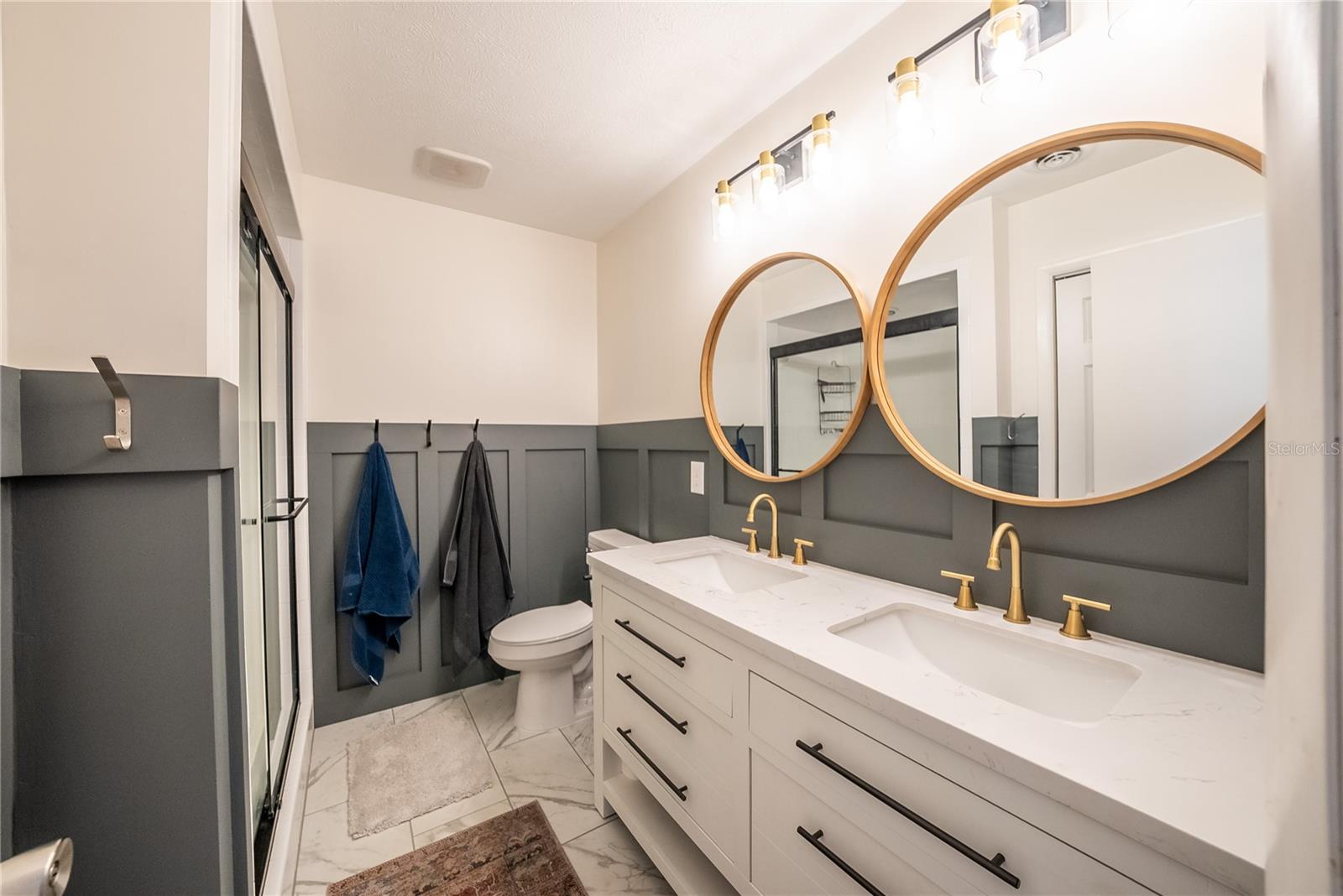 COUNTRY ESTATE - Residential