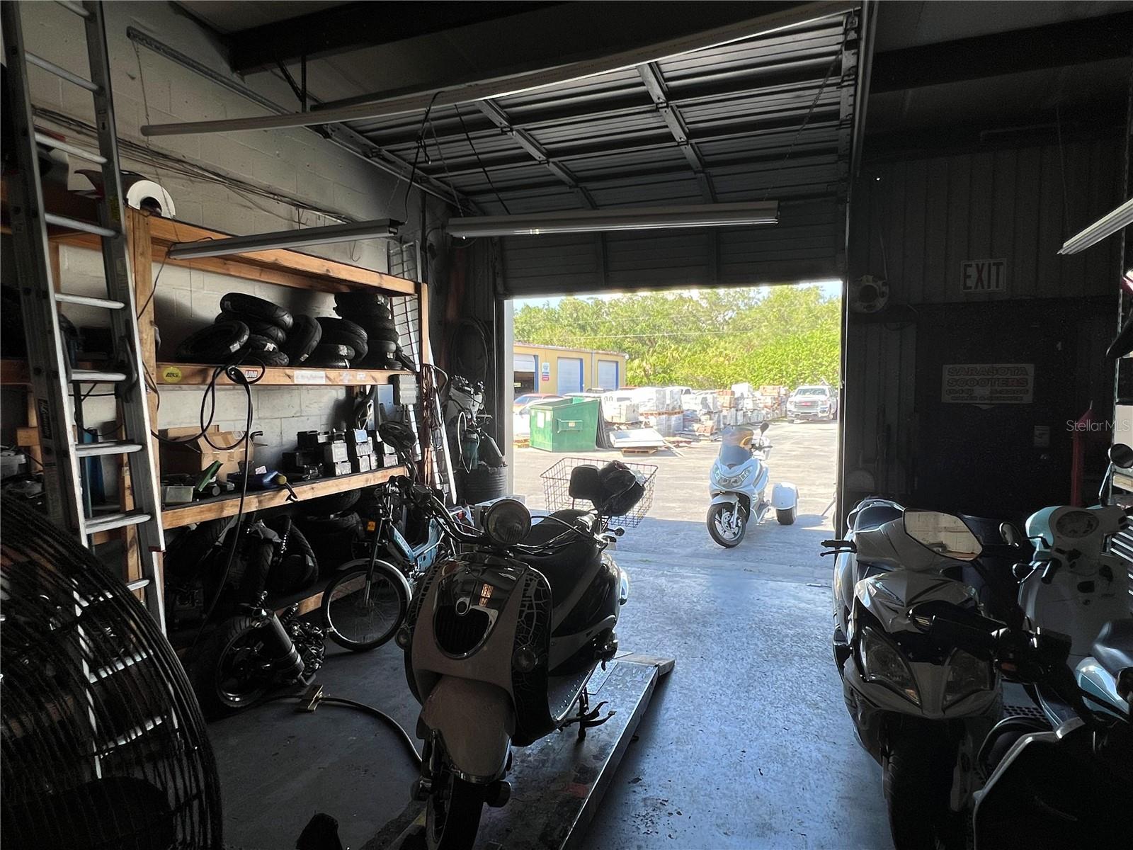 SOUTHLAND PLAZA - Commercial Sale