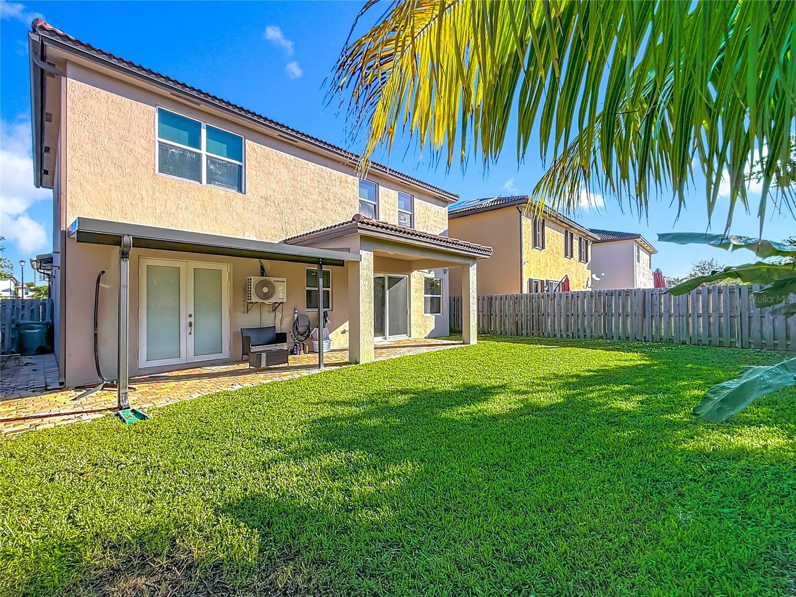 COUNTRY GARDENS SOUTH - Residential