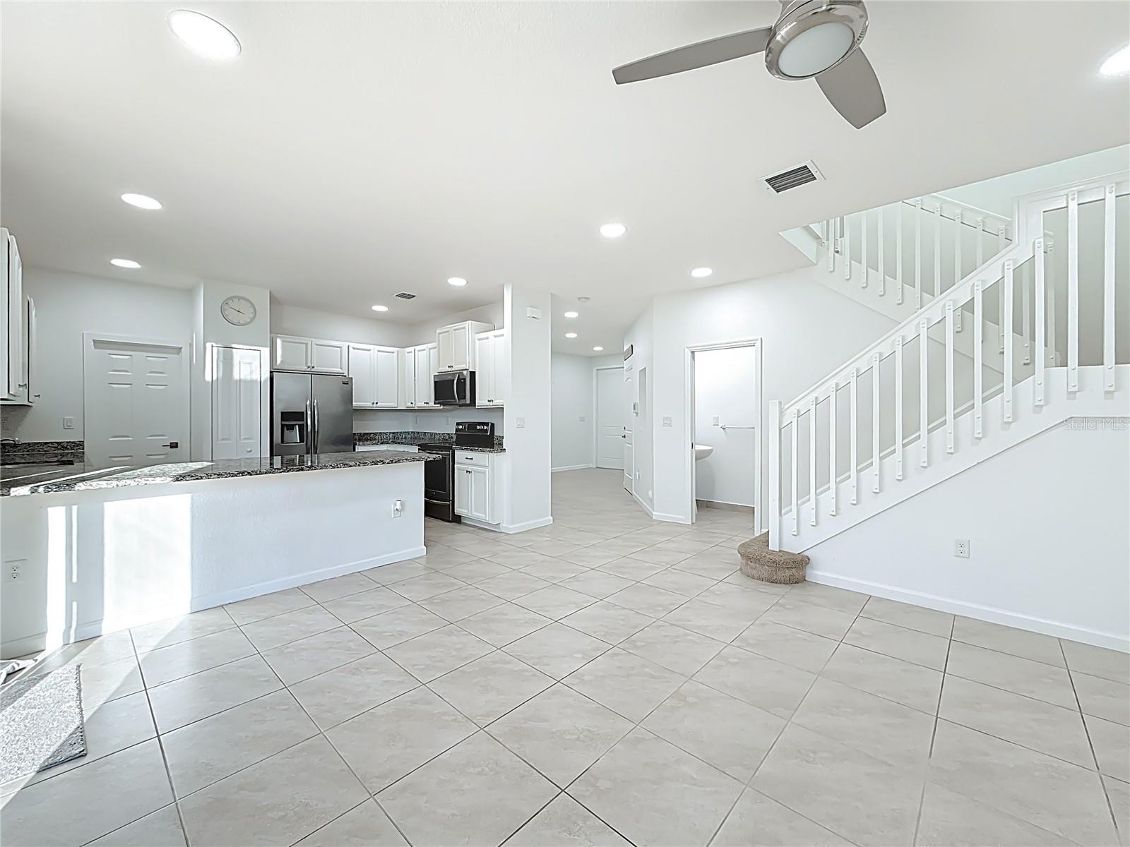 COUNTRY GARDENS SOUTH - Residential