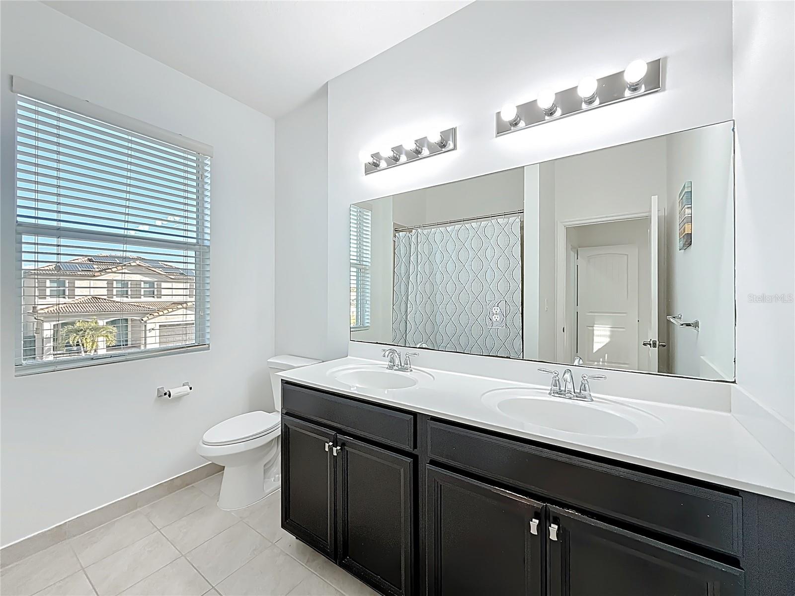 COUNTRY GARDENS SOUTH - Residential