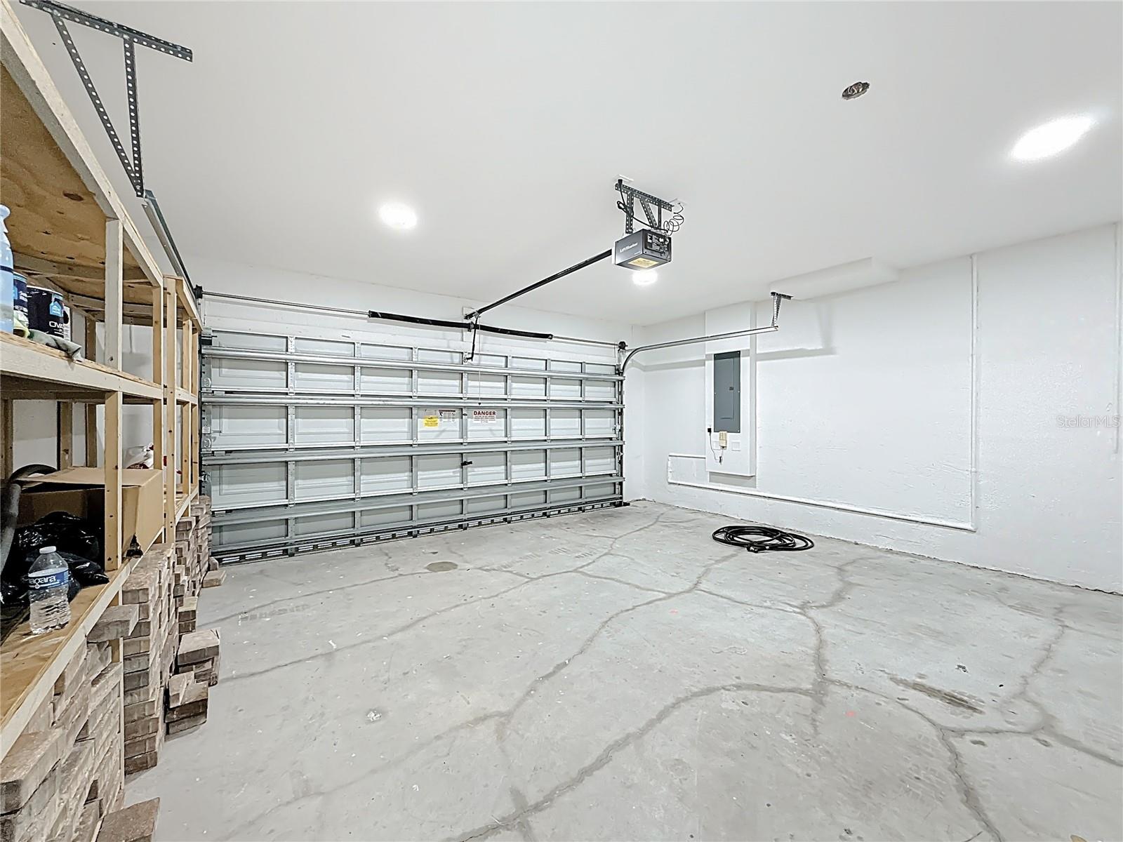 COUNTRY GARDENS SOUTH - Residential