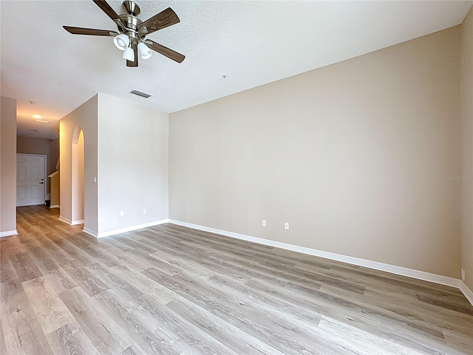 BARCLAY RESERVE TWNHMS - Residential