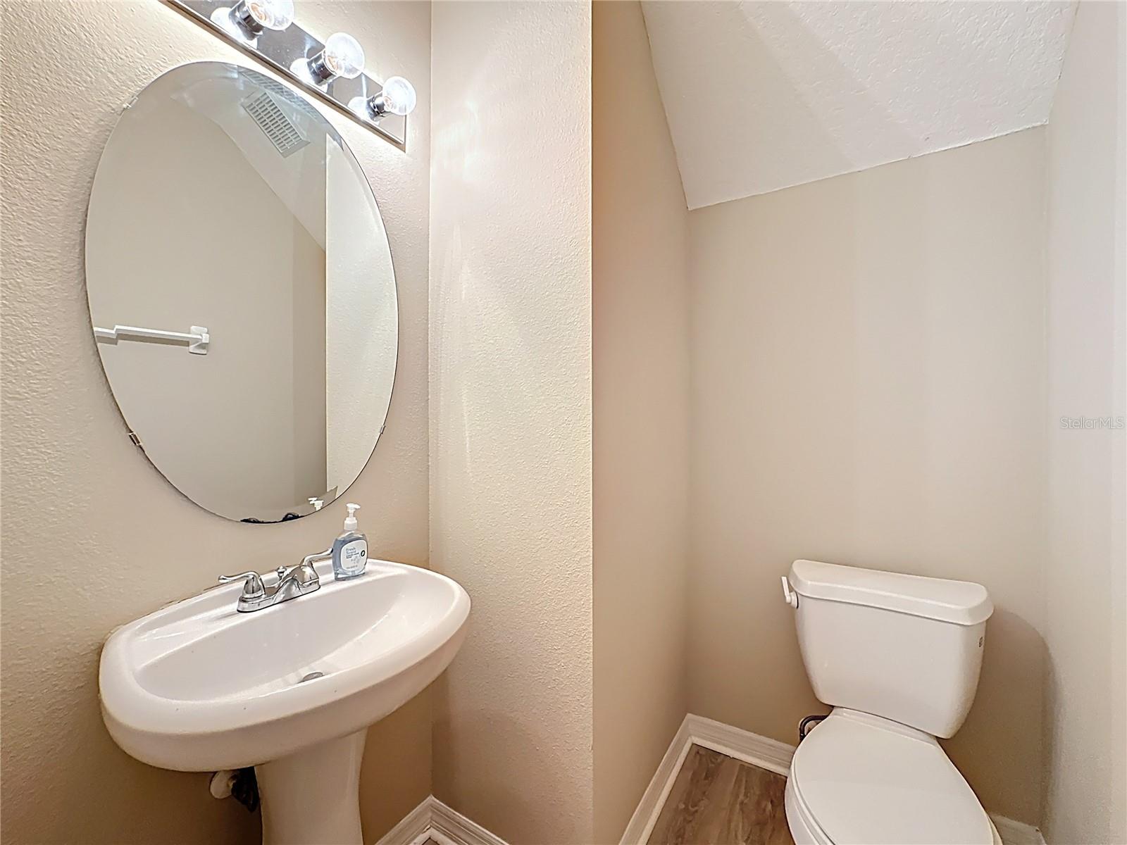 BARCLAY RESERVE TWNHMS - Residential