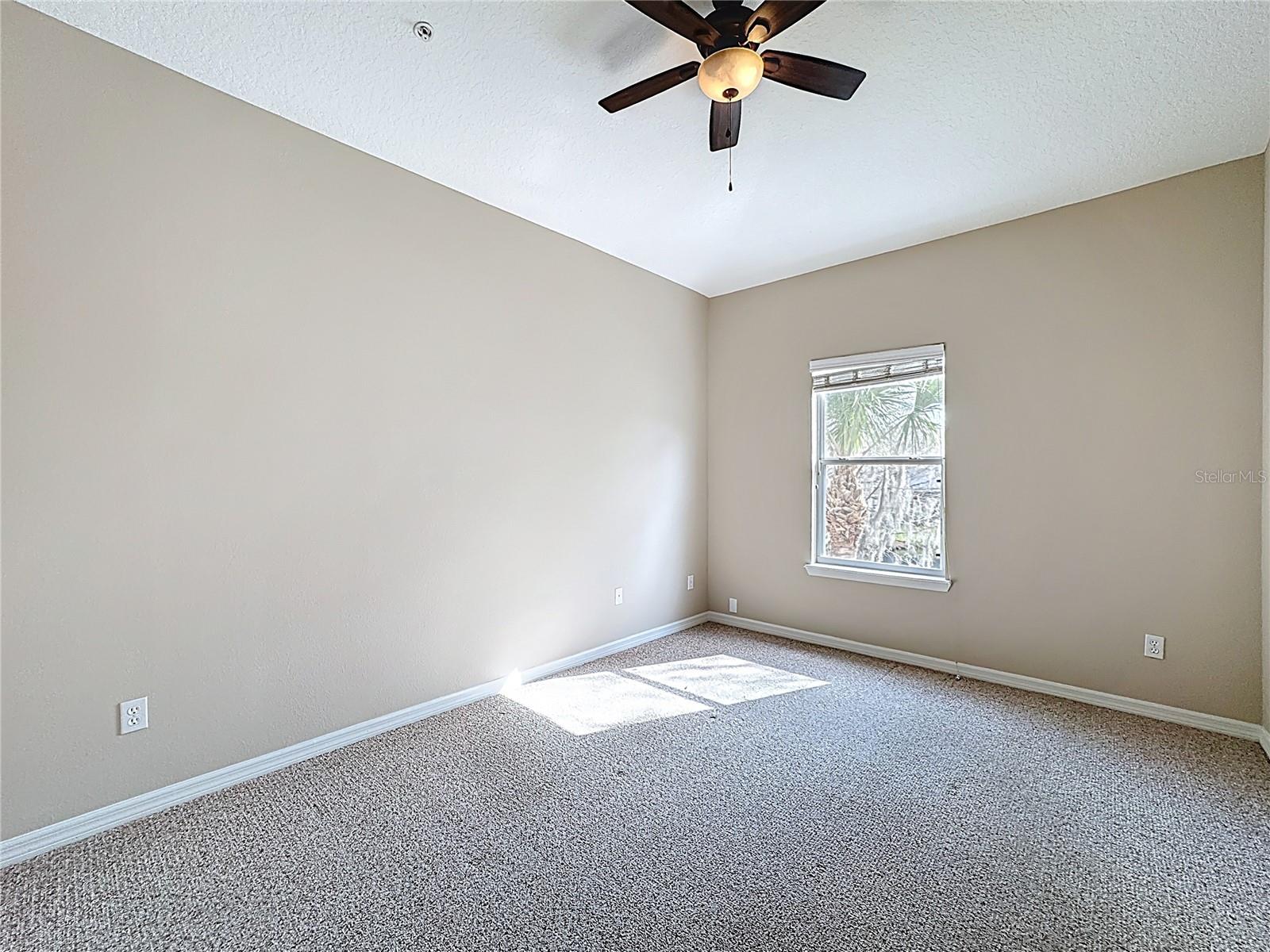 BARCLAY RESERVE TWNHMS - Residential