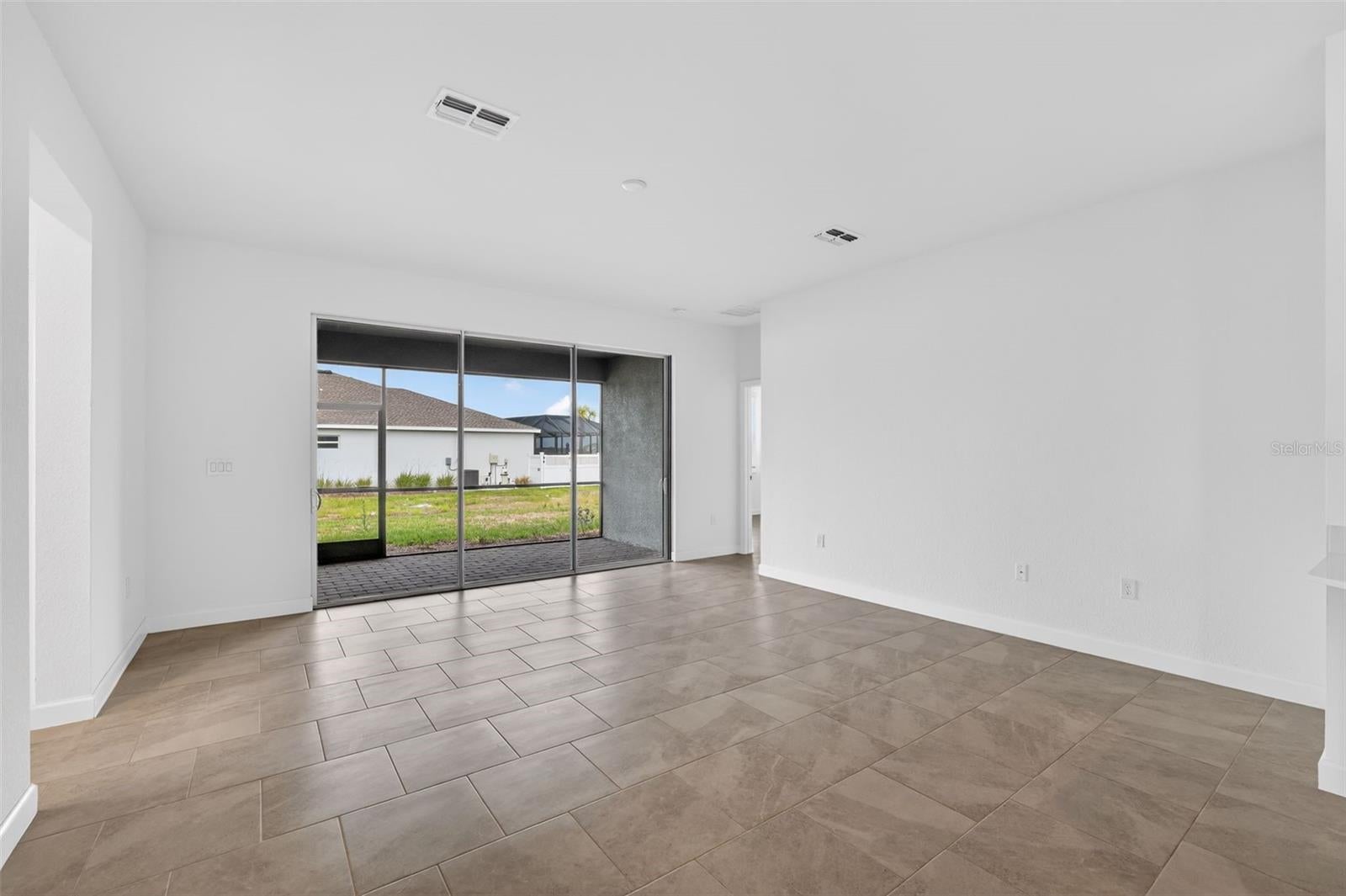 3205 PINEBERRY CROSSING