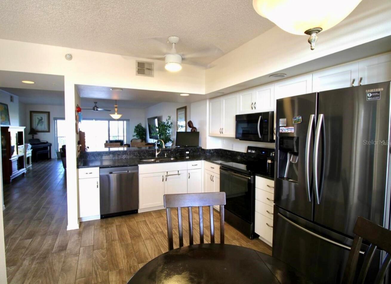 SHORES OF LONG BAYOU CONDO - Residential Lease