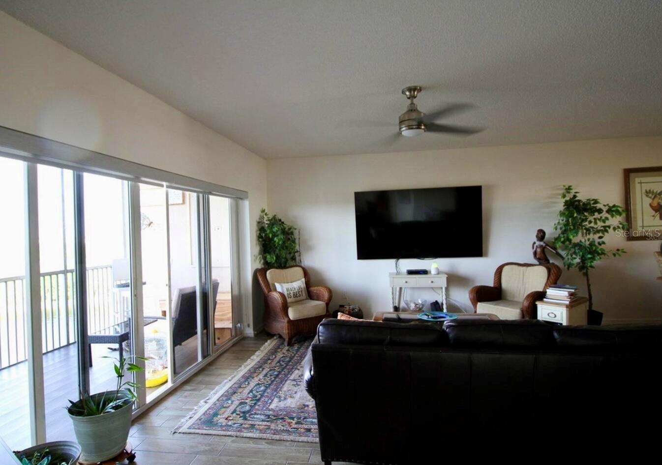 SHORES OF LONG BAYOU CONDO - Residential Lease