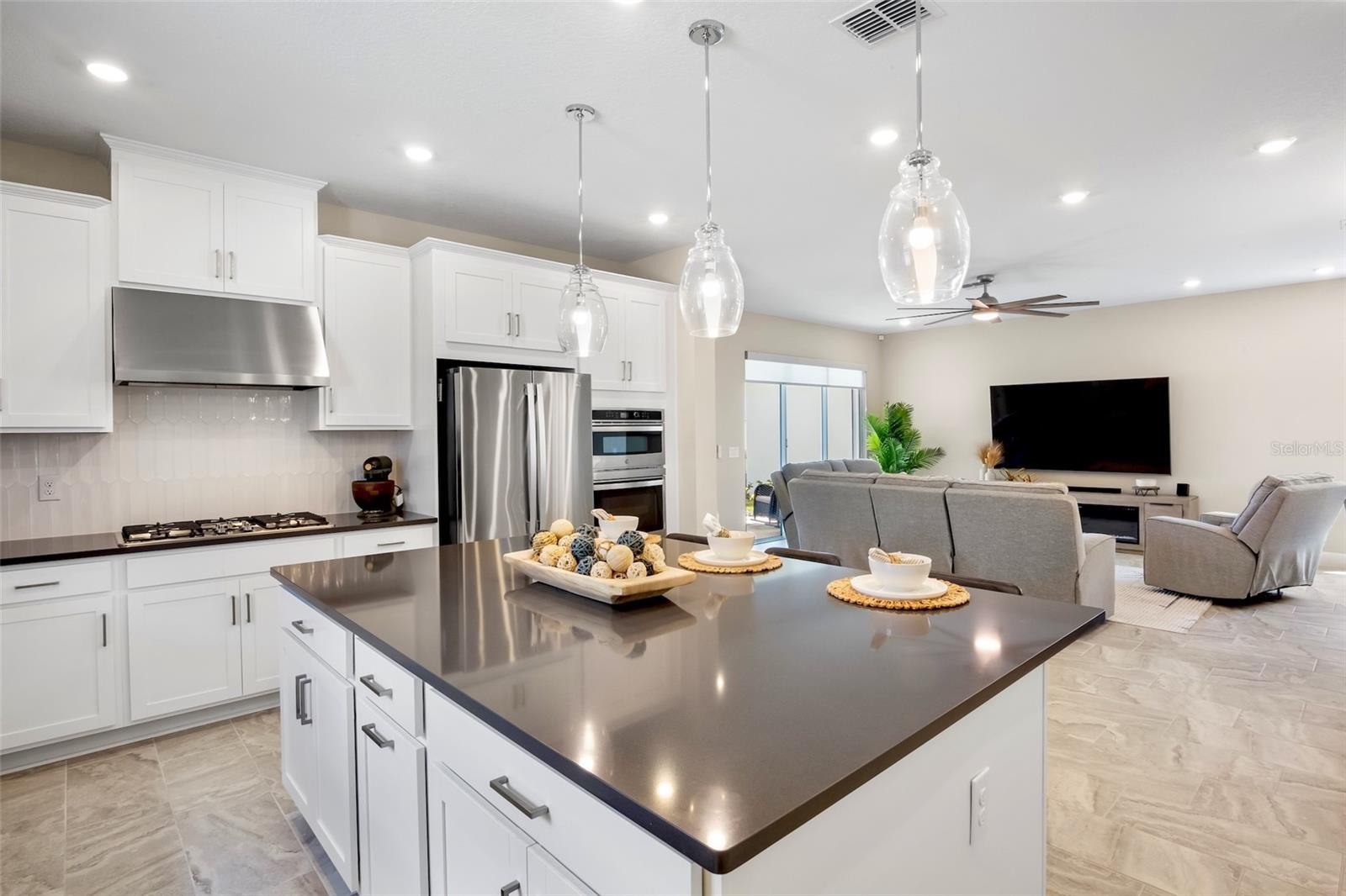 ESPLANADE NORTH AT ARTISAN LAKES SUBPH I - Residential