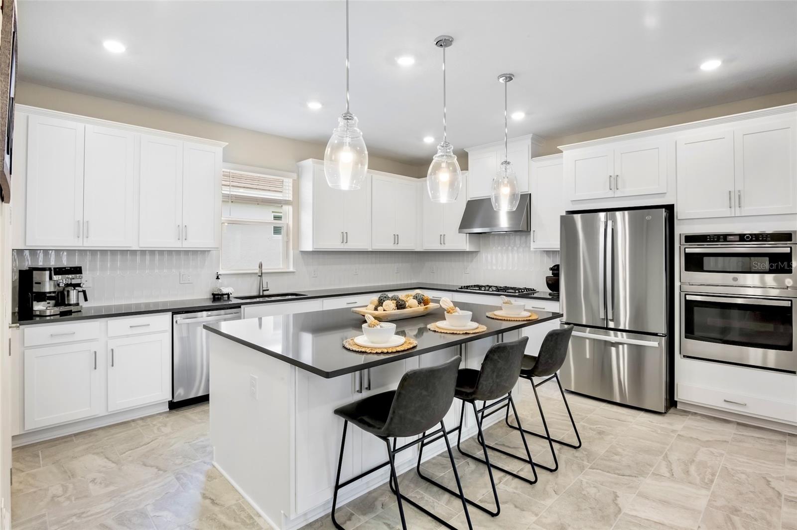 ESPLANADE NORTH AT ARTISAN LAKES SUBPH I - Residential