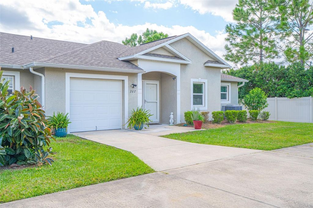 Photo of 202 Pine Bluff Avenue #202, Deland, FL 32724 (MLS # V4945370)