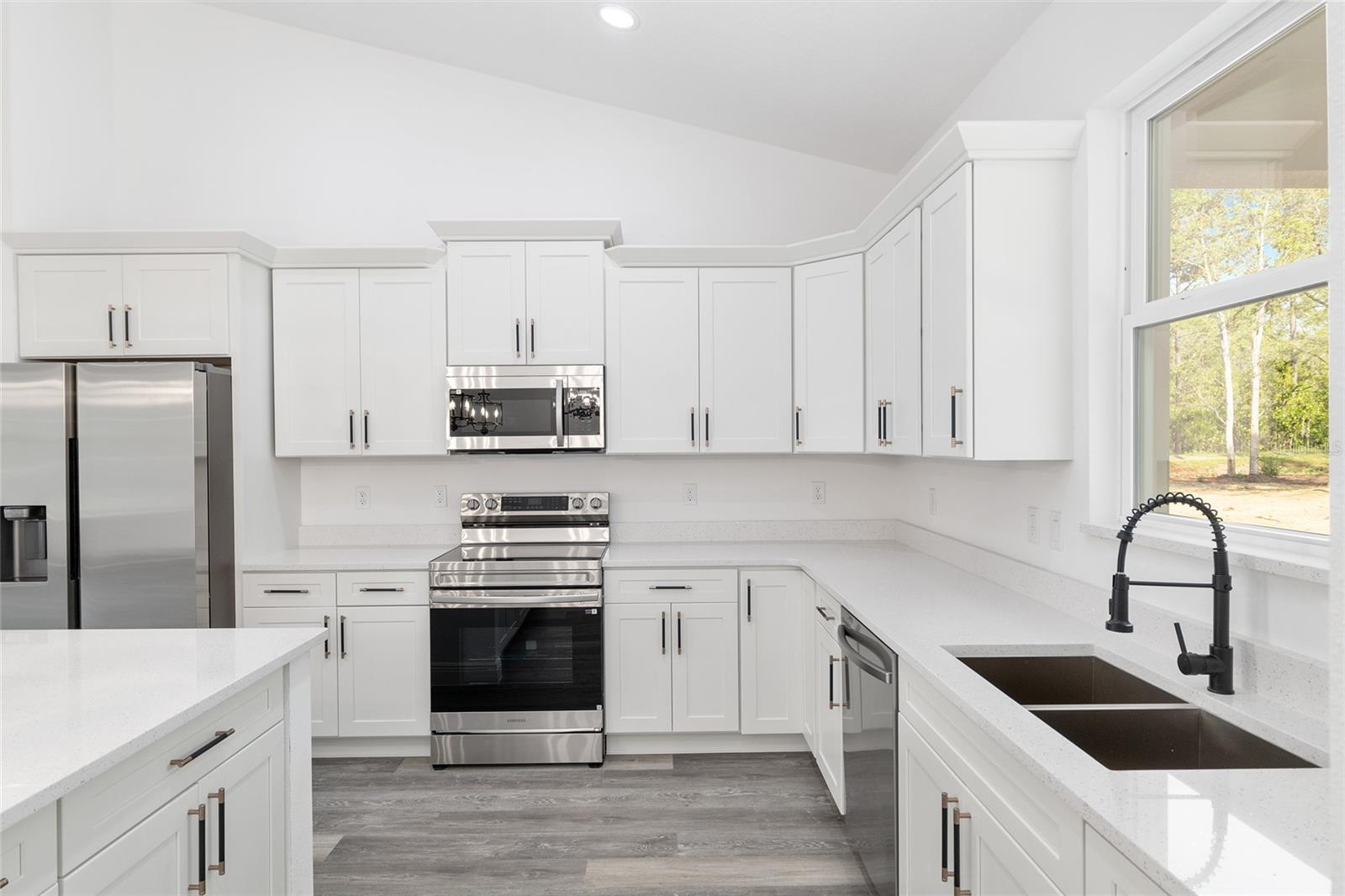 ROLLING HILLS UN 01 - Residential