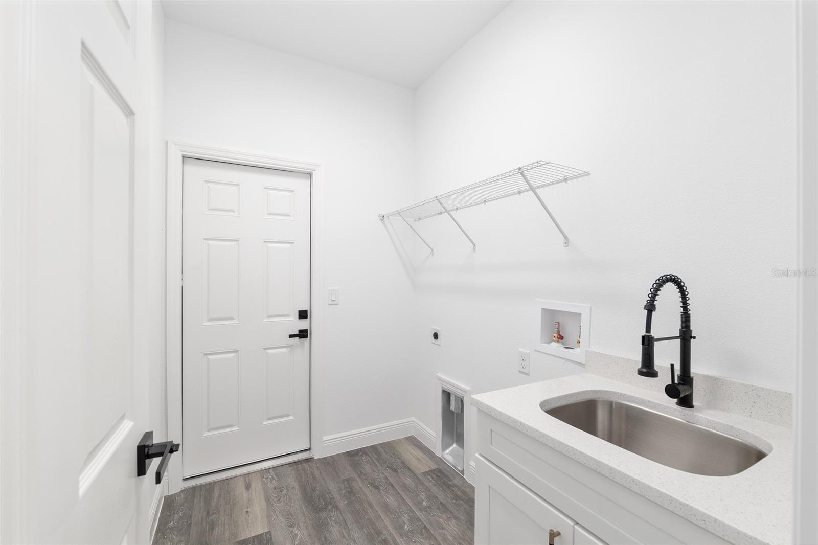 ROLLING HILLS UN 01 - Residential