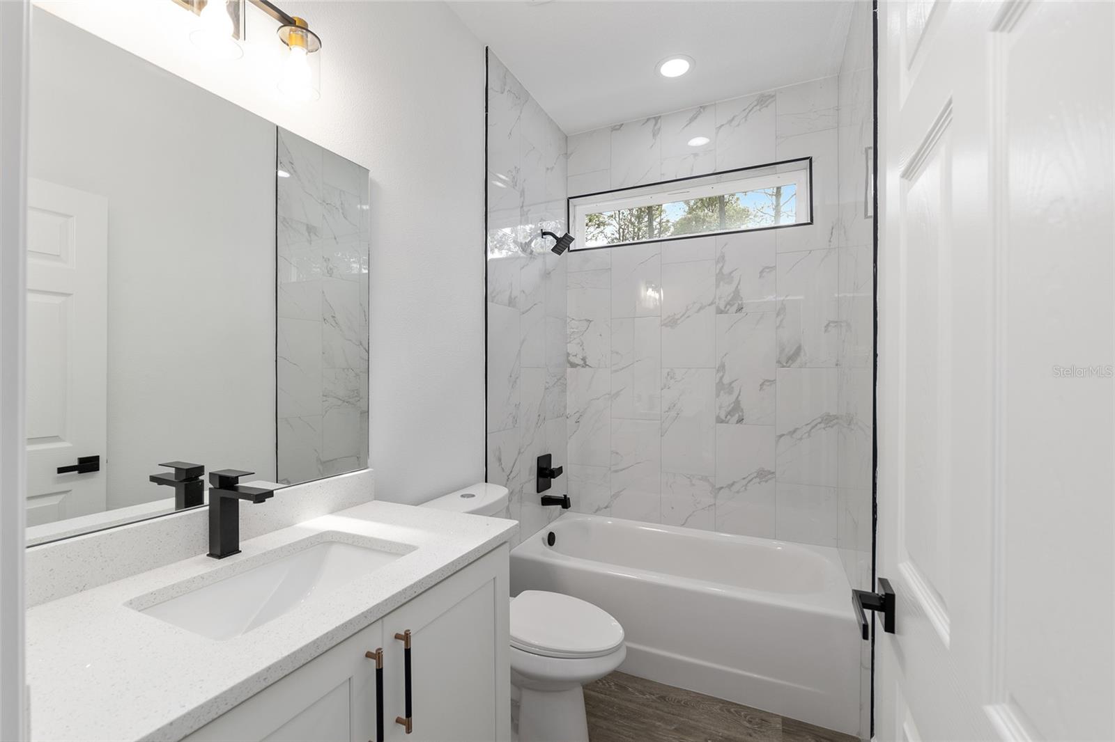 ROLLING HILLS UN 01 - Residential