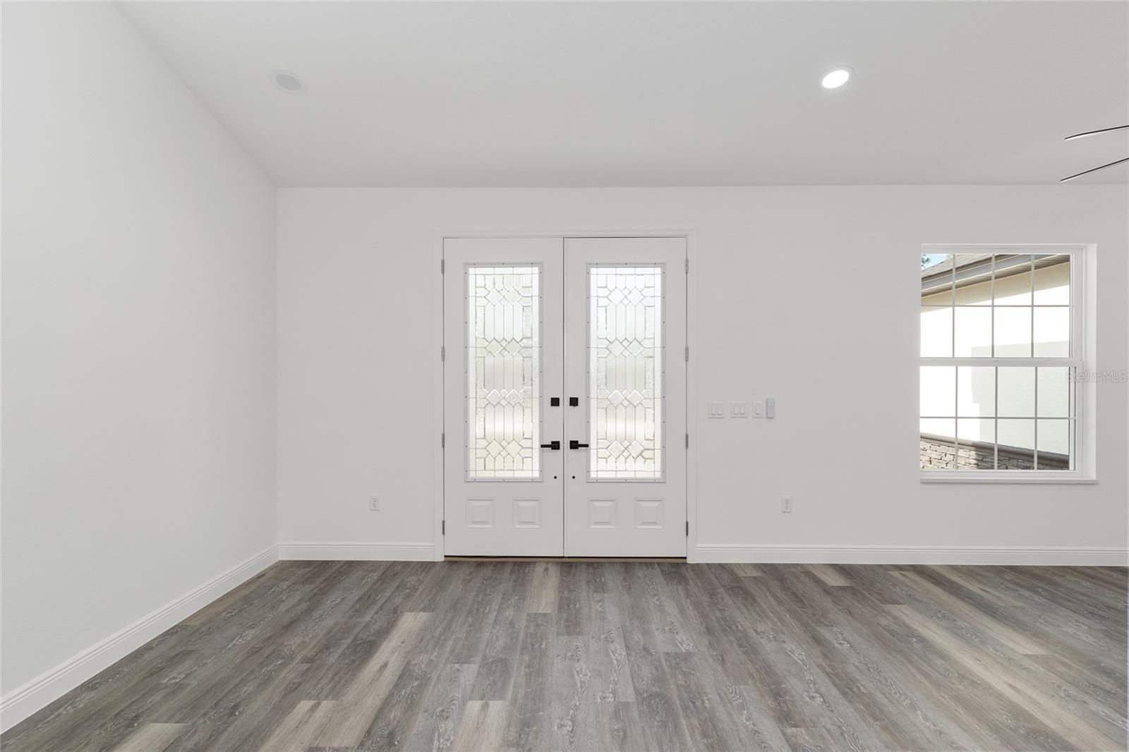 ROLLING HILLS UN 01 - Residential