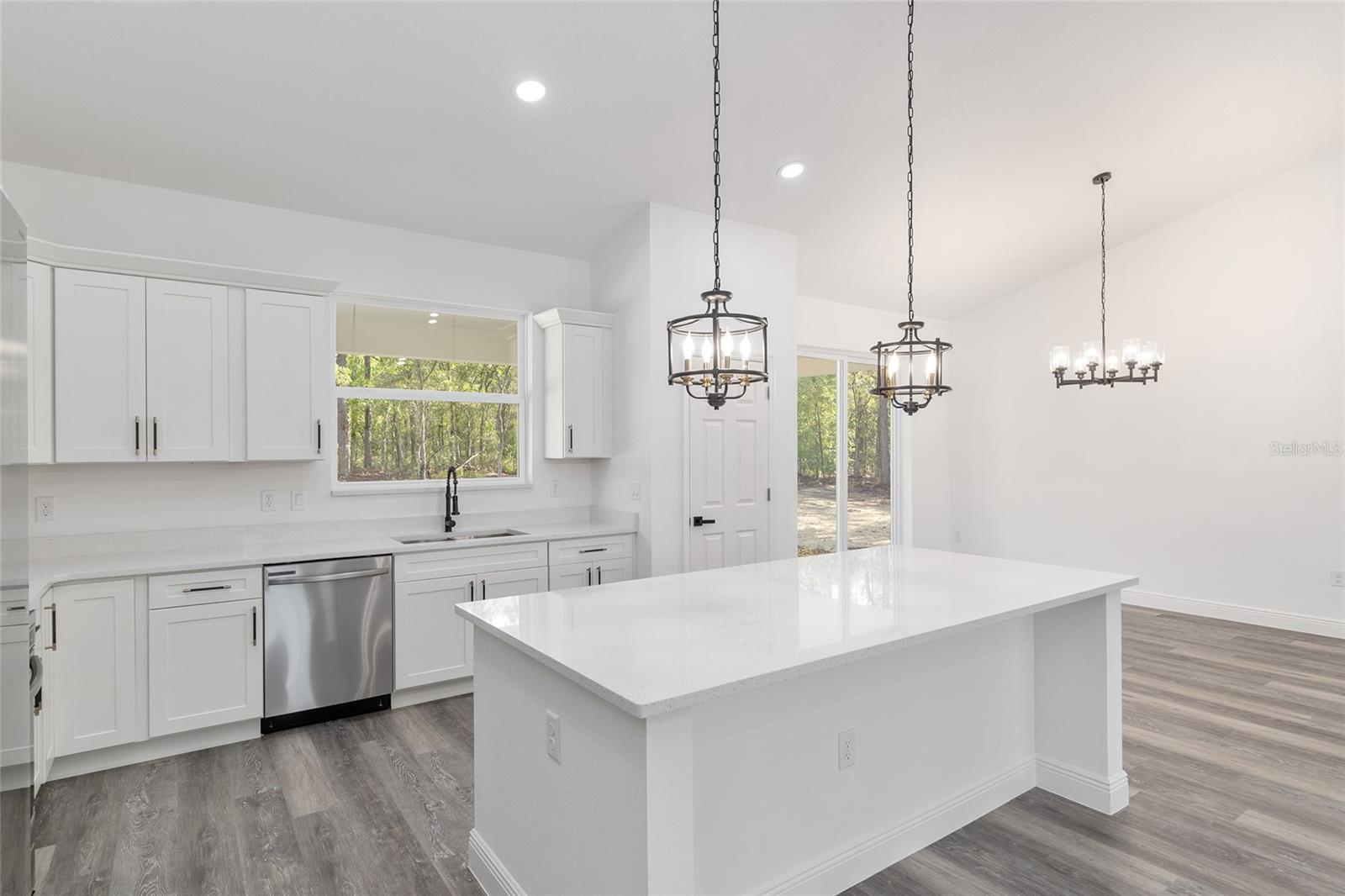 ROLLING HILLS UN 01 - Residential