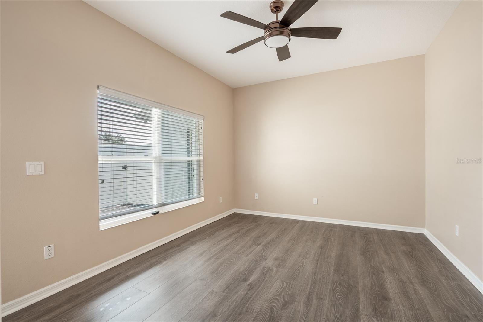 GROVELAND WATERSIDE POINTE PH 01 - Residential