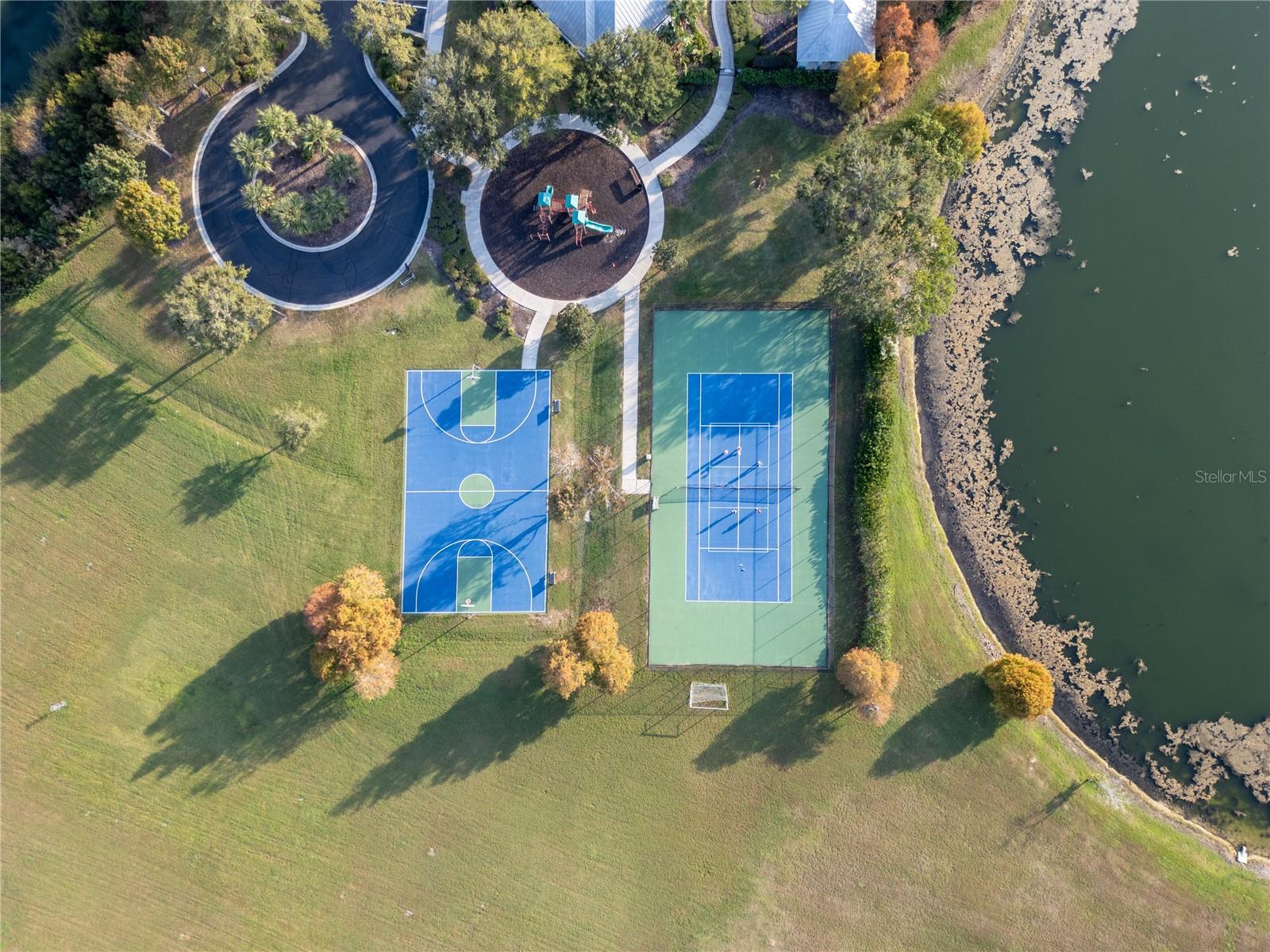 GROVELAND WATERSIDE POINTE PH 01 - Residential