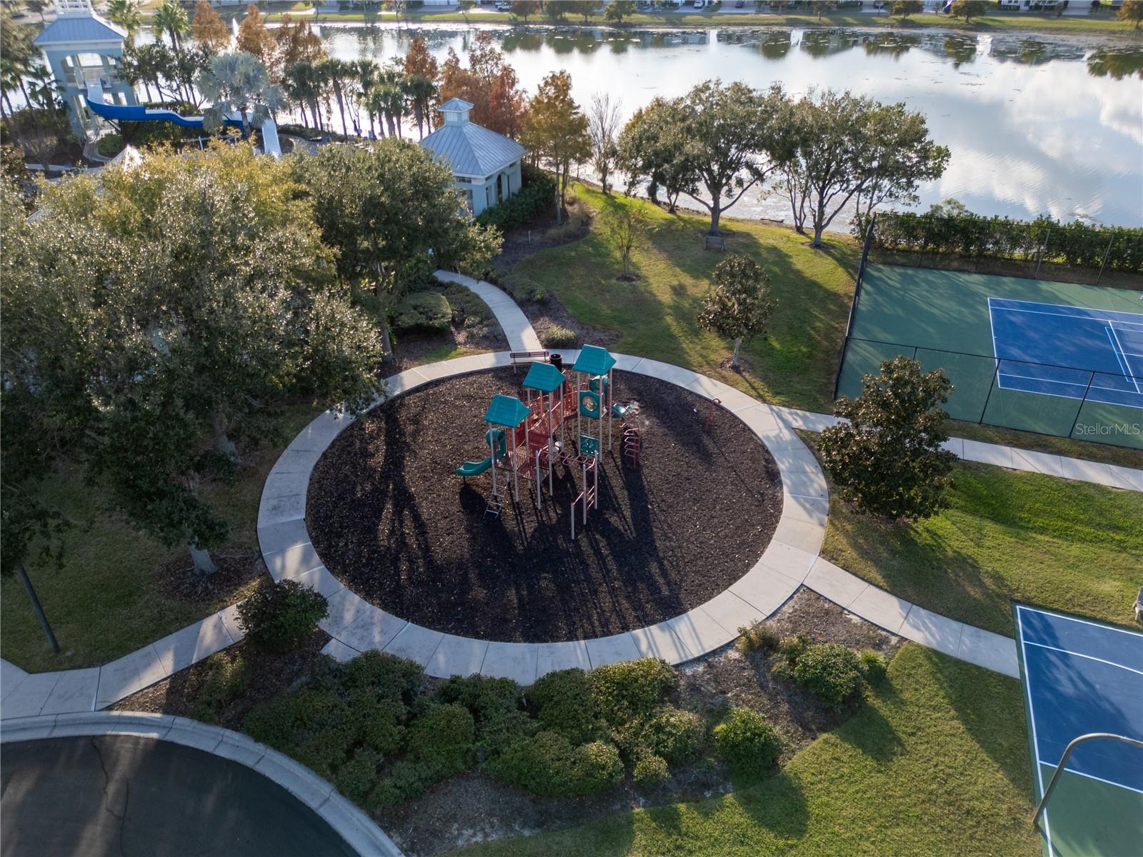 GROVELAND WATERSIDE POINTE PH 01 - Residential