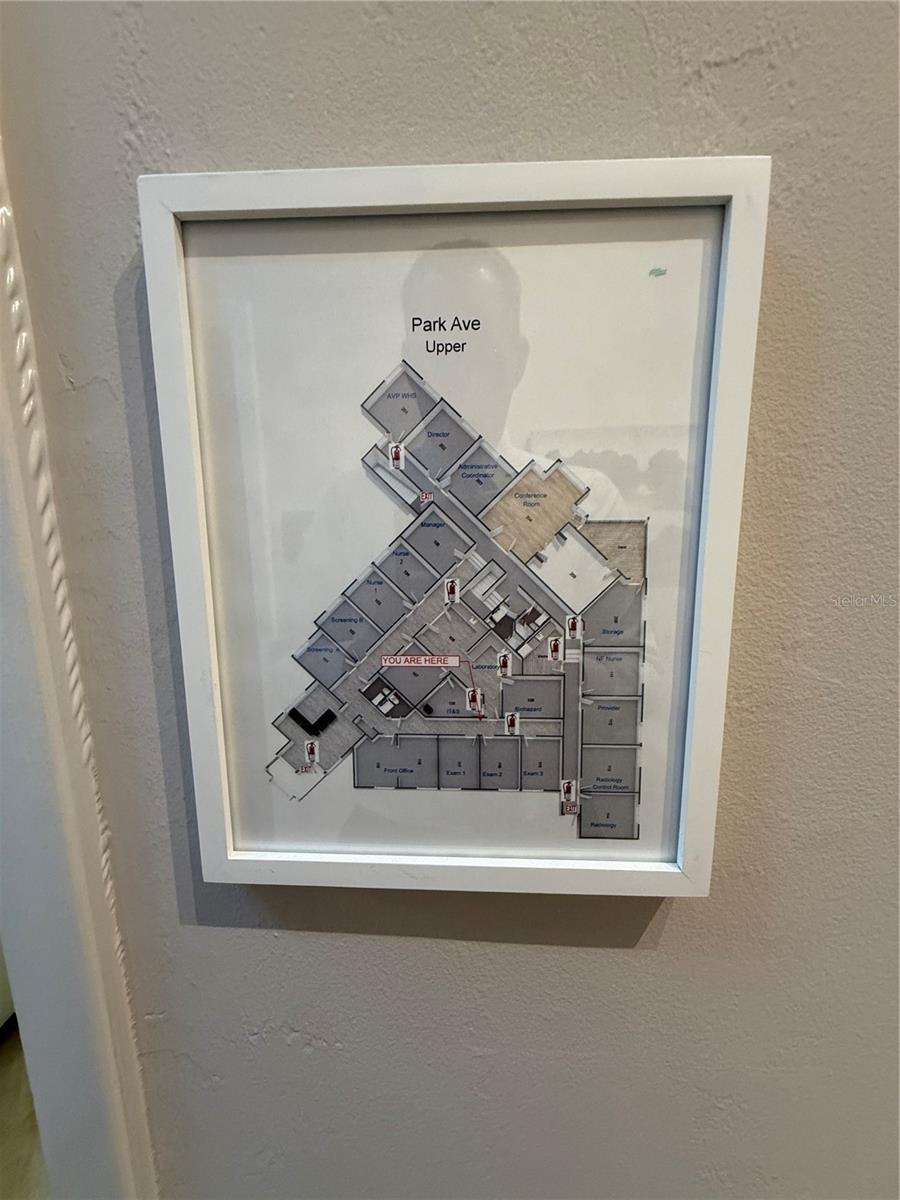 PARK AVE CONCOURSE - Commercial Lease