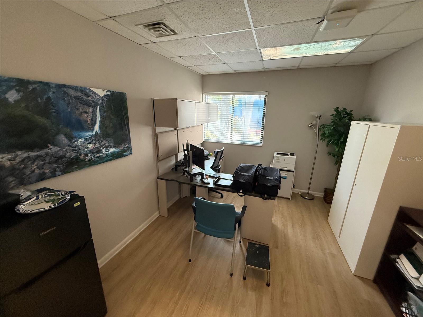 PARK AVE CONCOURSE - Commercial Lease