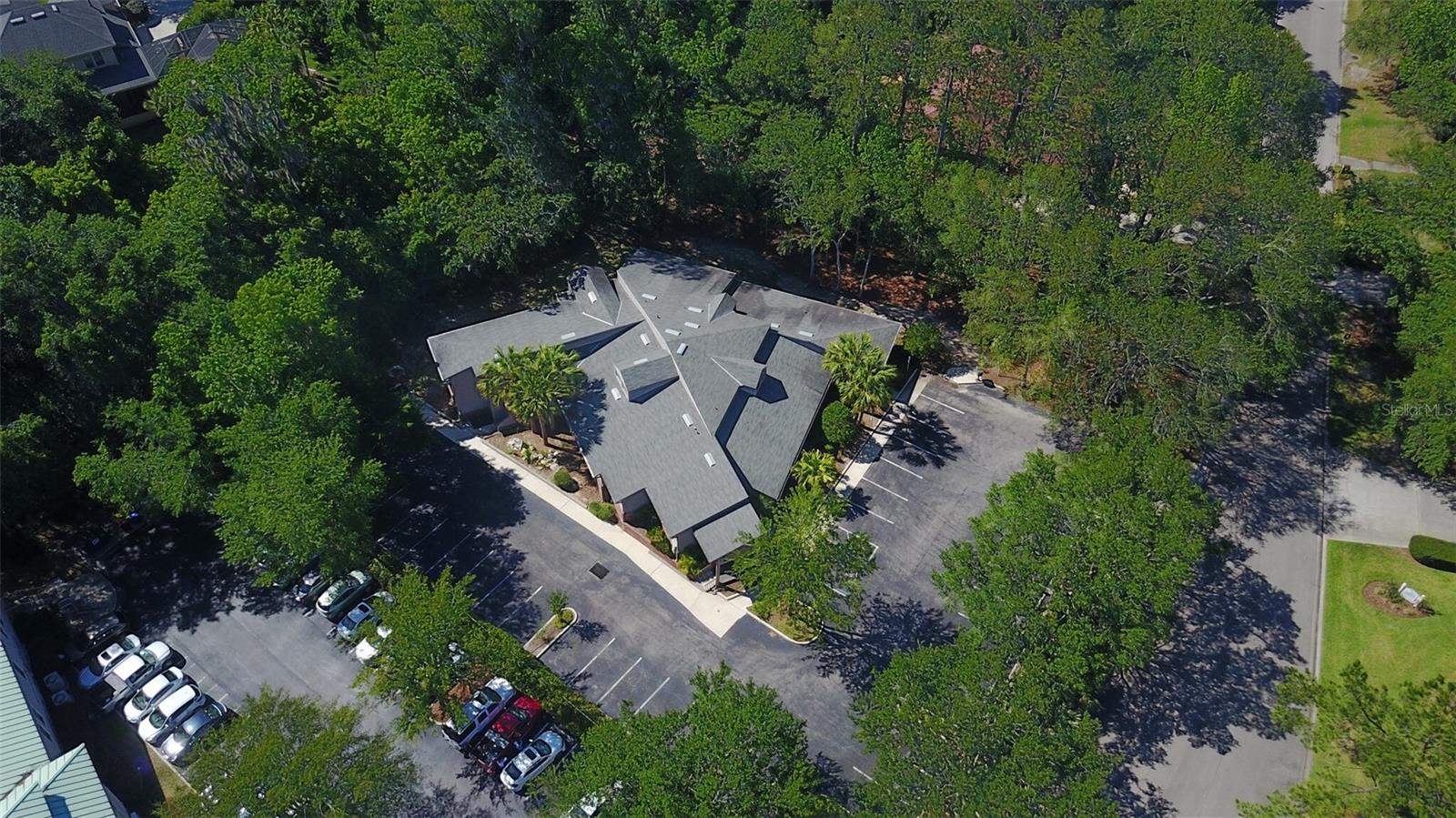 PARK AVE CONCOURSE - Commercial Lease