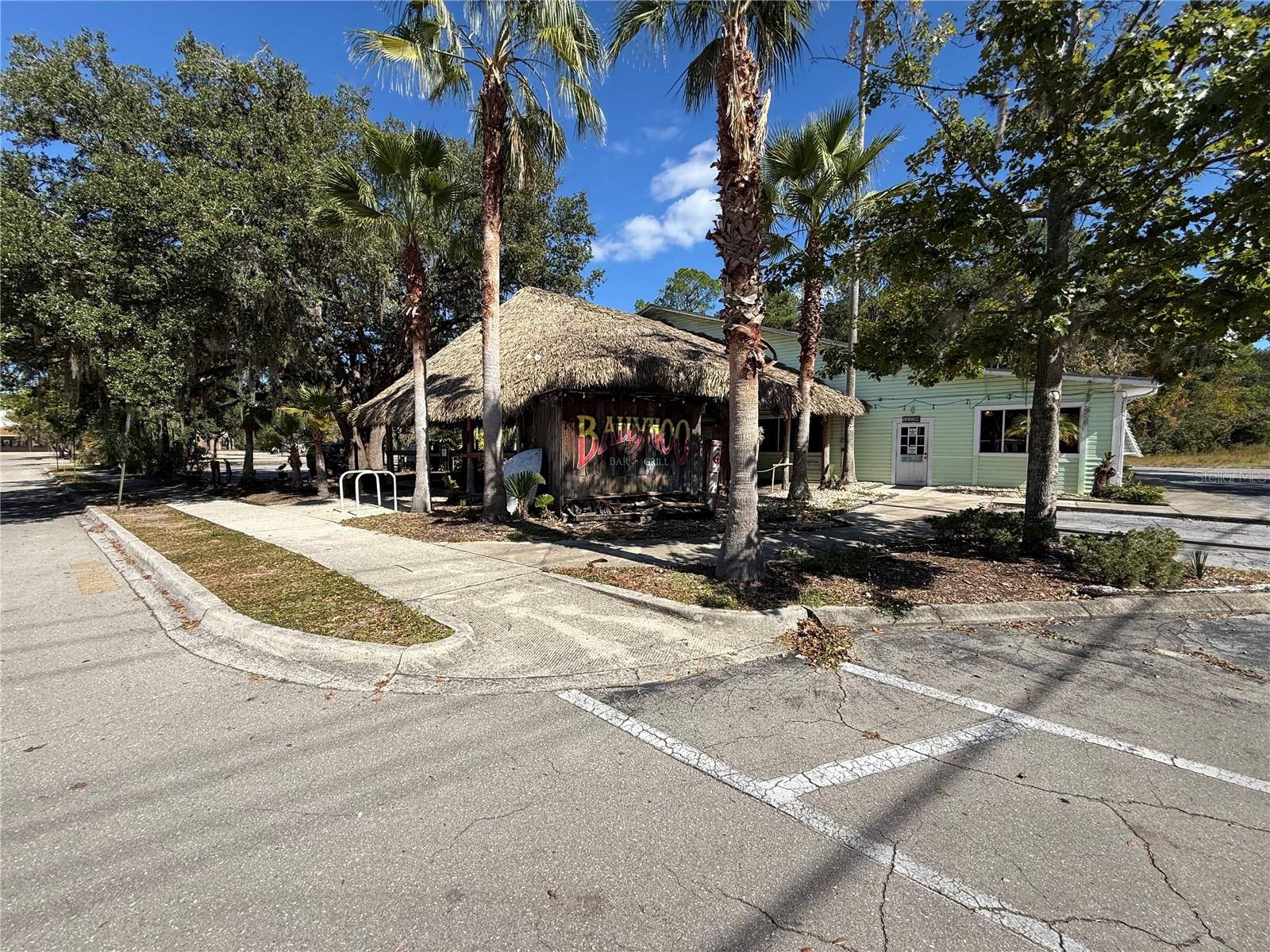 PARK AVE CONCOURSE - Commercial Lease