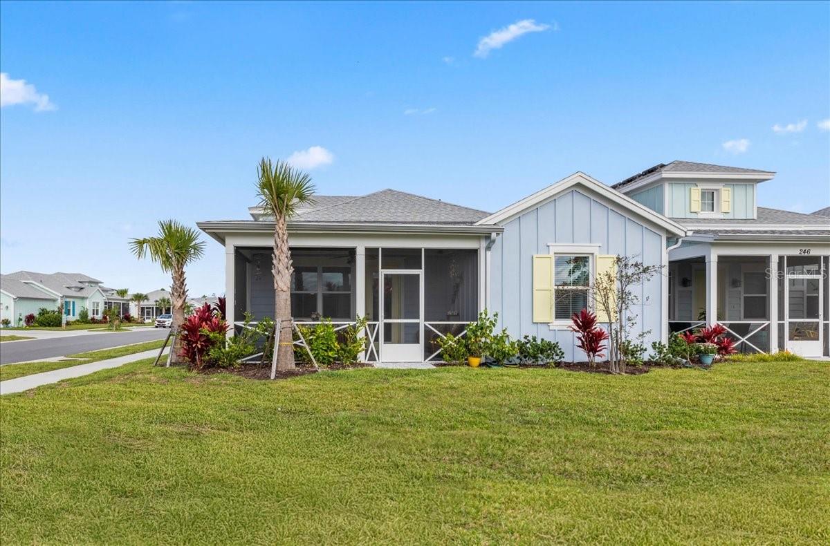 LATITUDE/DAYTONA BEACH CLOAR - Residential