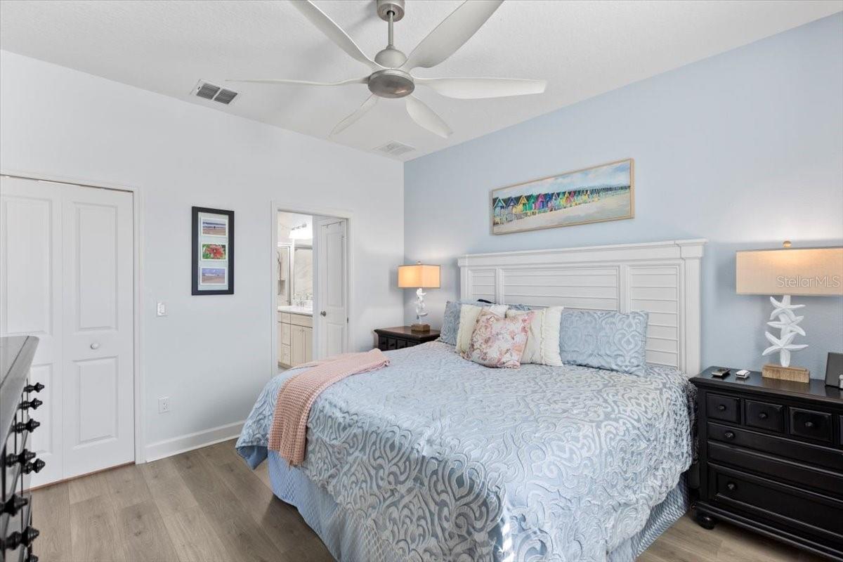 LATITUDE/DAYTONA BEACH CLOAR - Residential