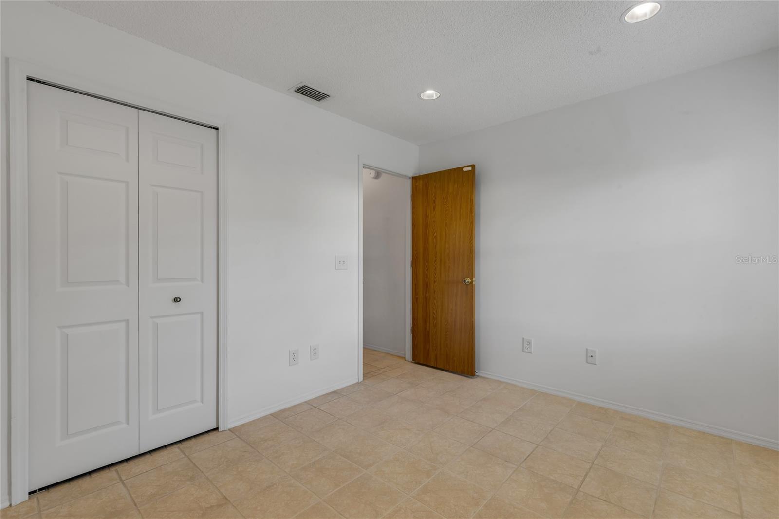 PORT ST JOHN UNIT 04 - Residential